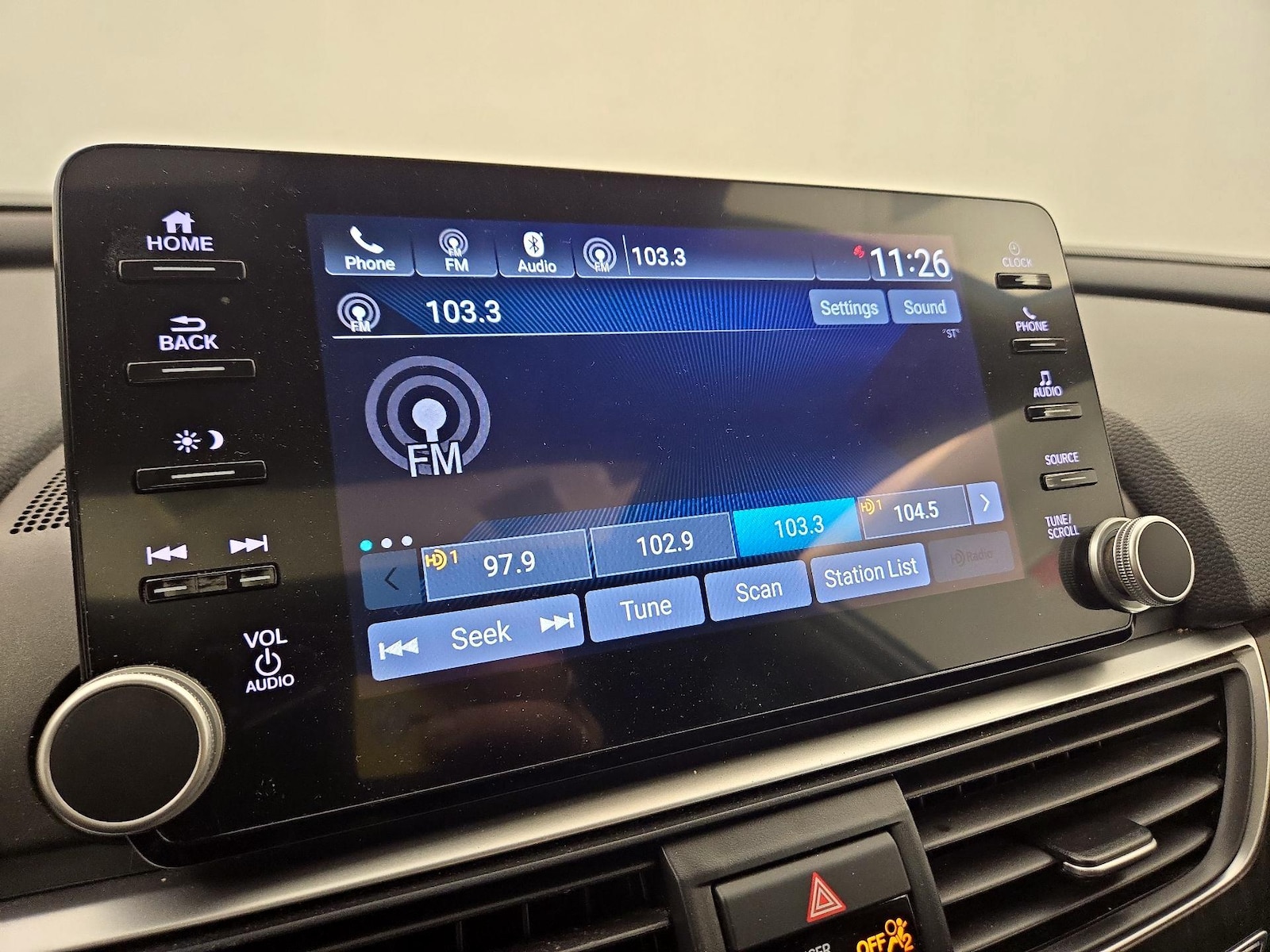2021 Honda Accord EX-L - Photo 16
