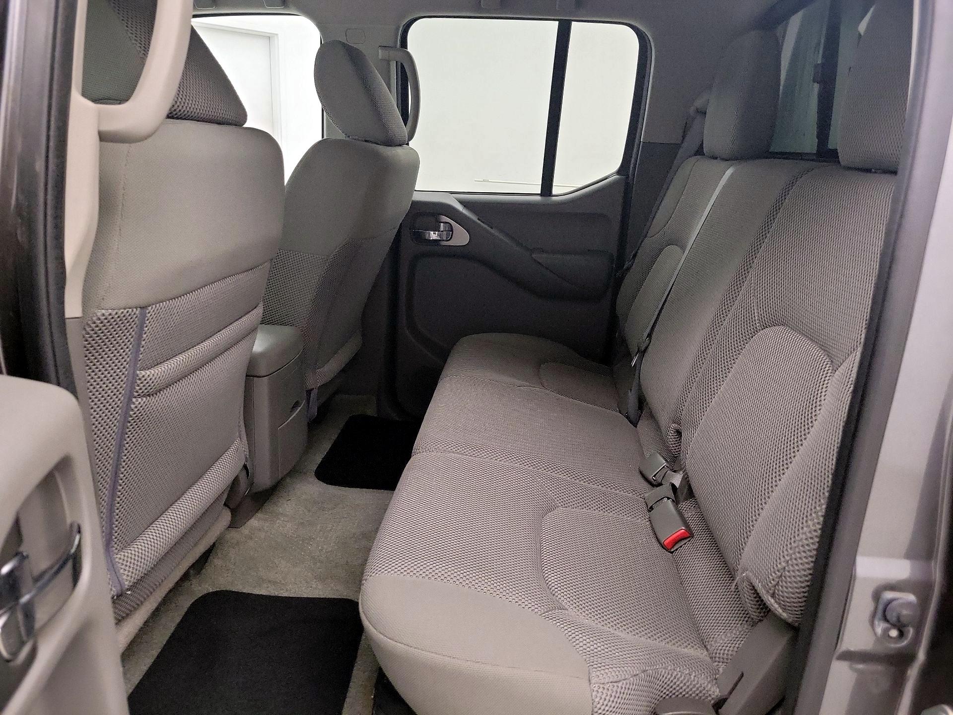 Thumbnail: 2016 Nissan Frontier - 17