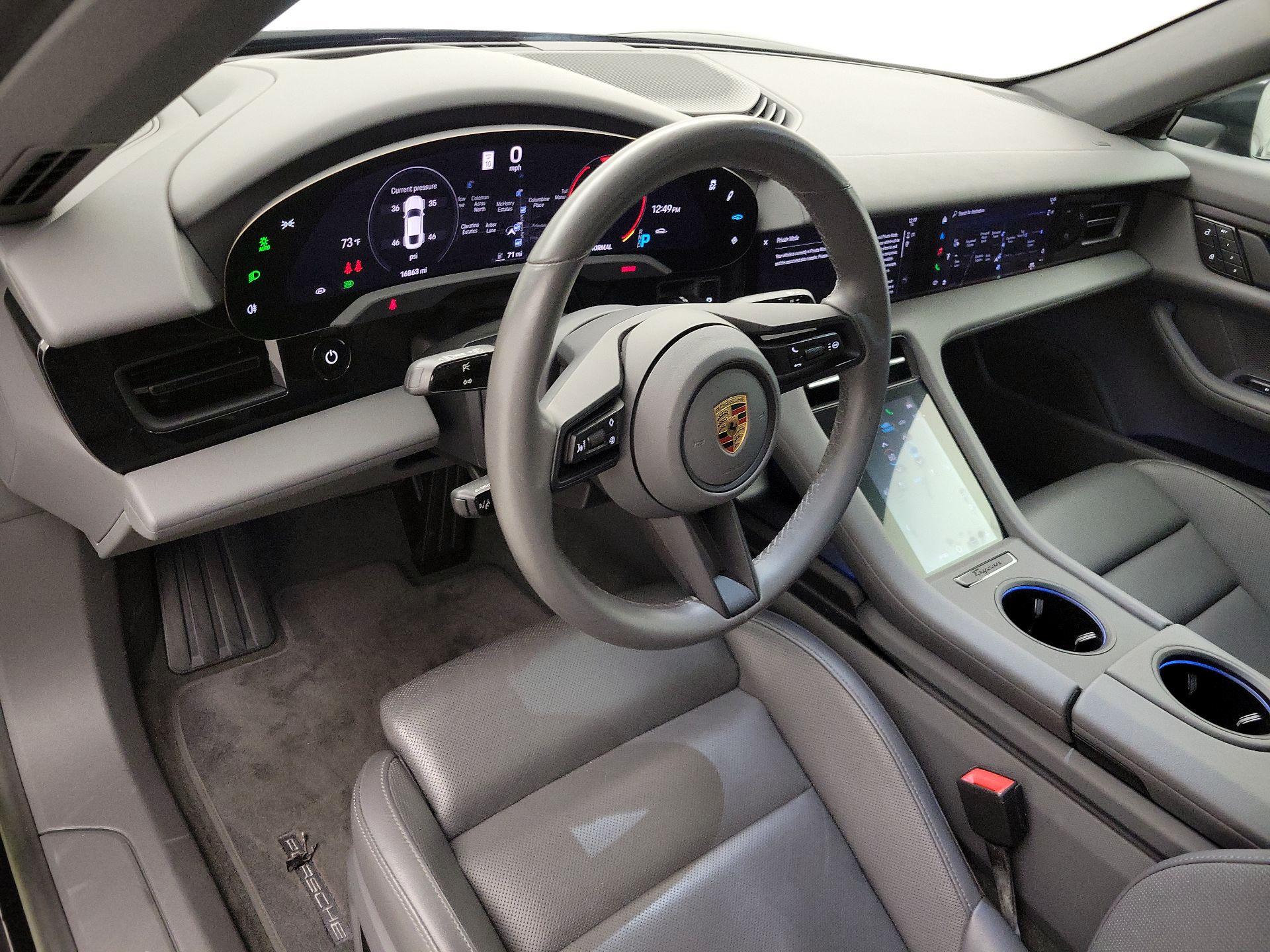 Thumbnail: 2023 Porsche Taycan - 9