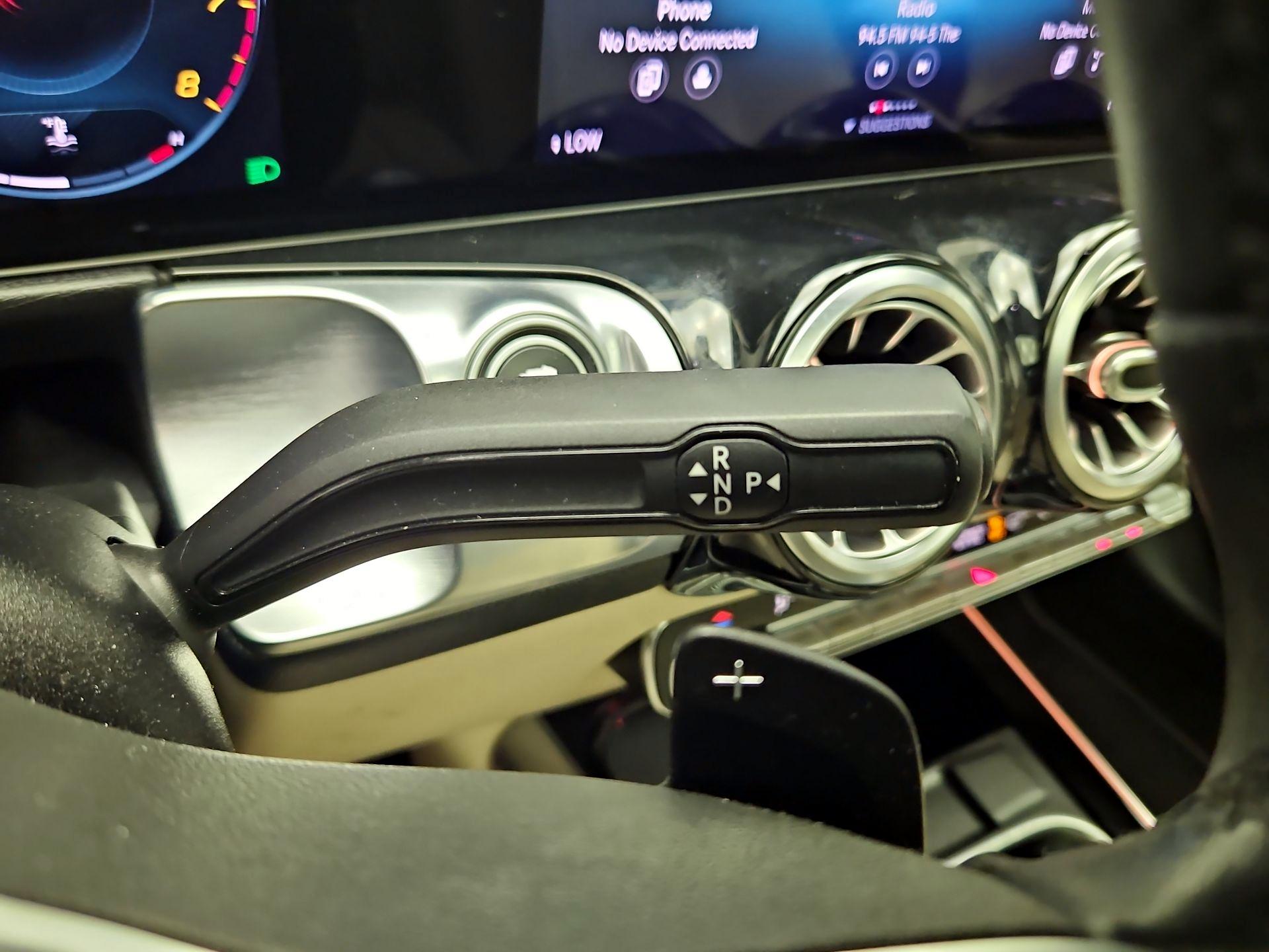 Thumbnail: 2020 Mercedes-Benz GLB - 17