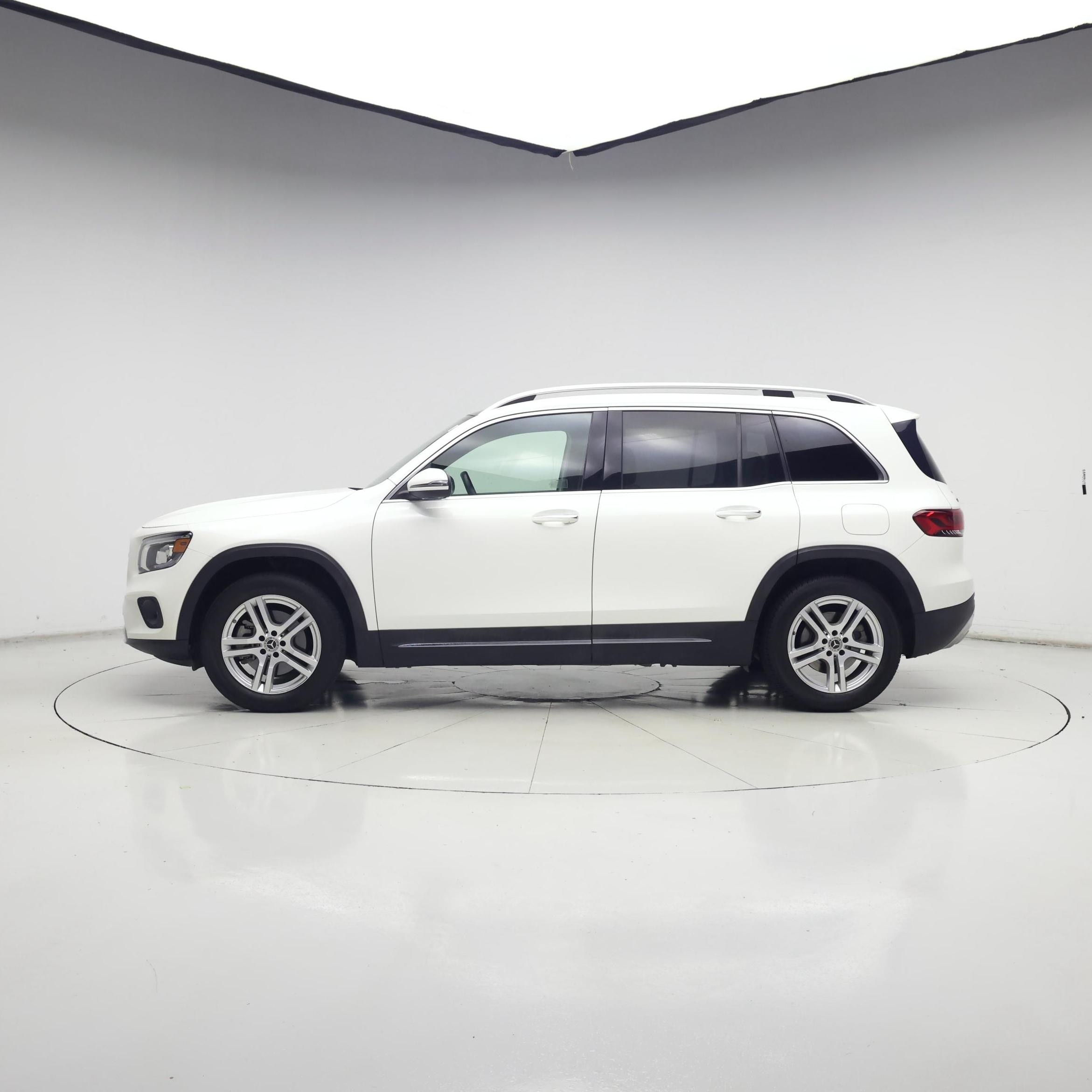 Thumbnail: 2020 Mercedes-Benz GLB - 3