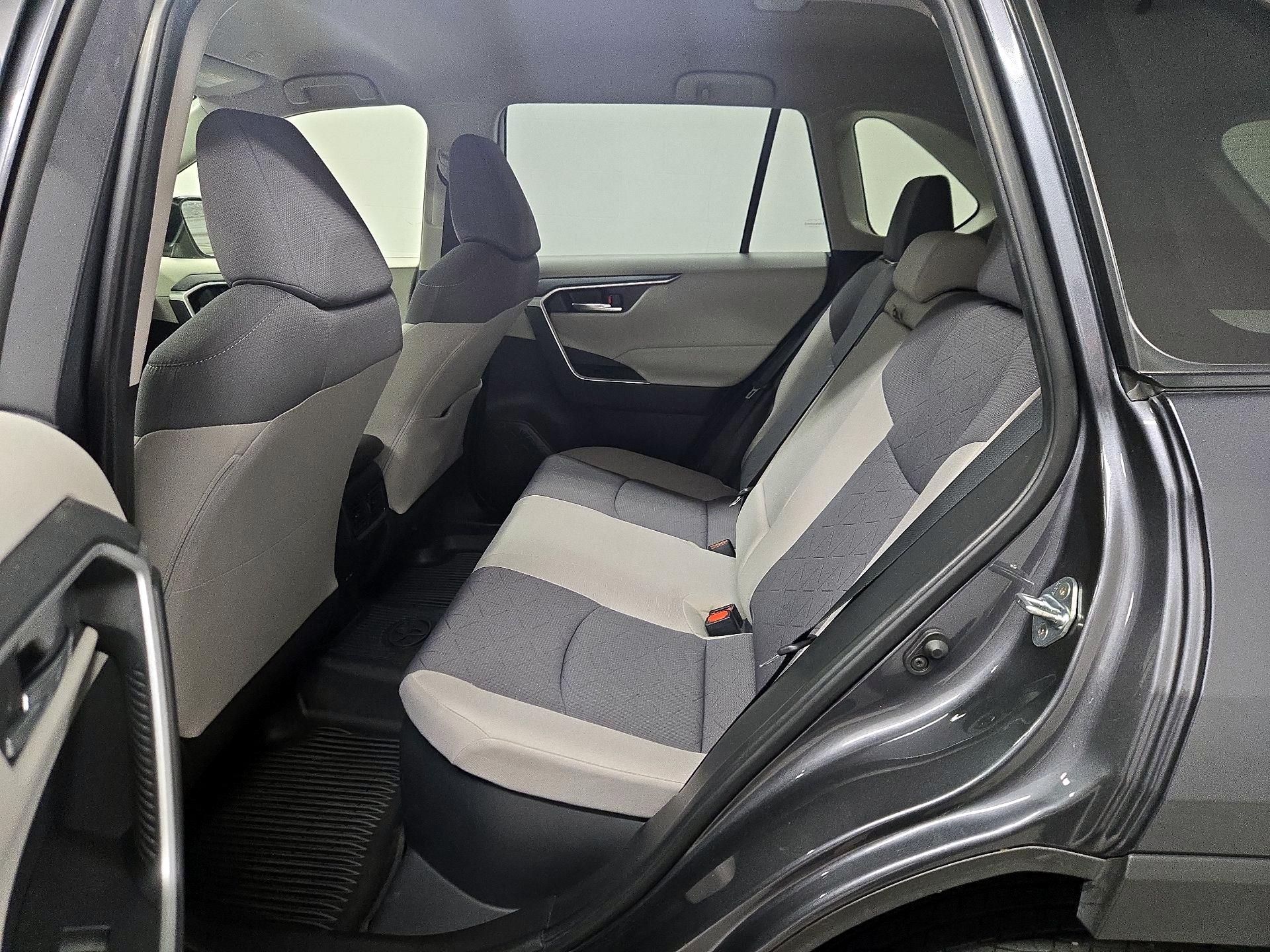 Thumbnail: 2023 Toyota RAV4 - 19