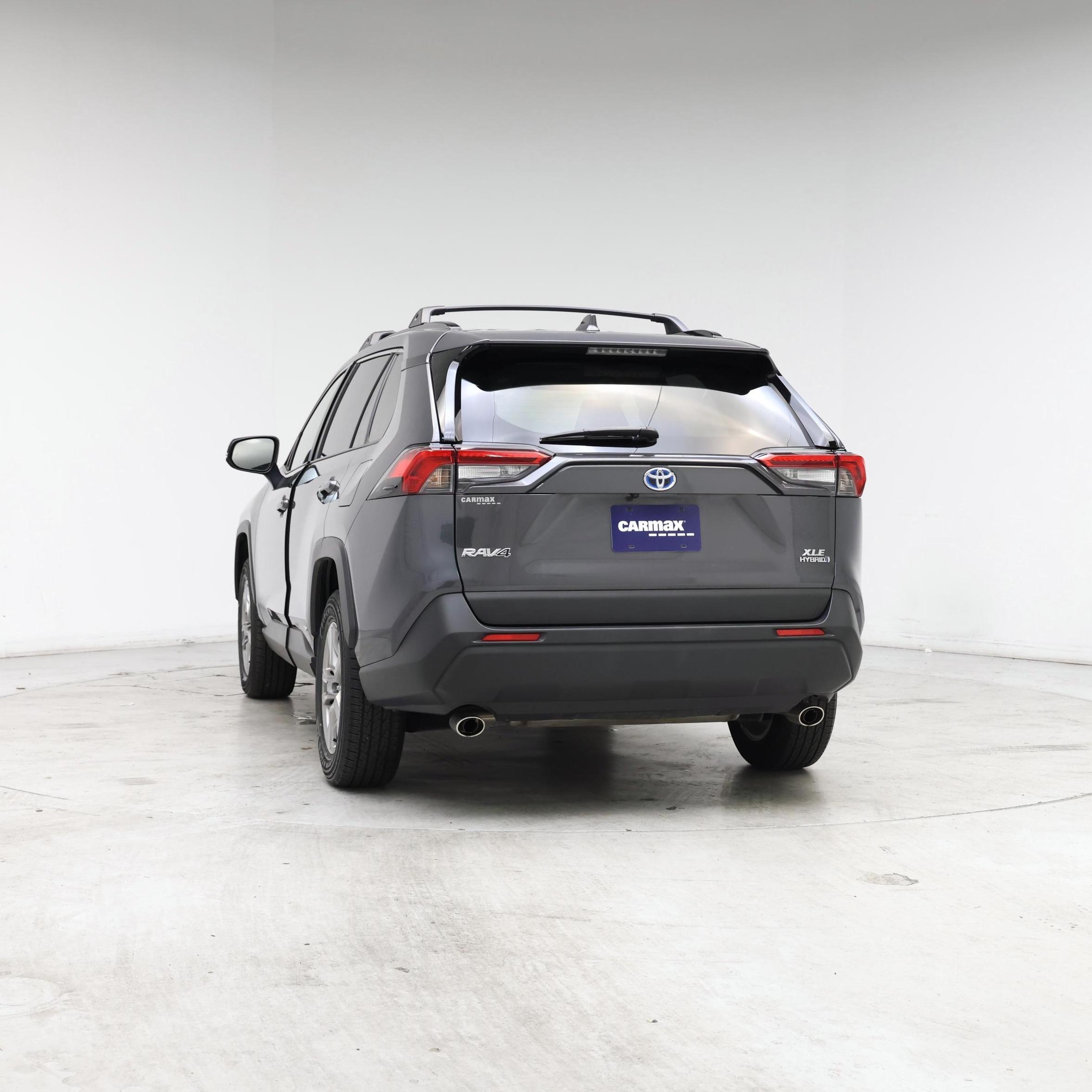 Thumbnail: 2023 Toyota RAV4 - 6