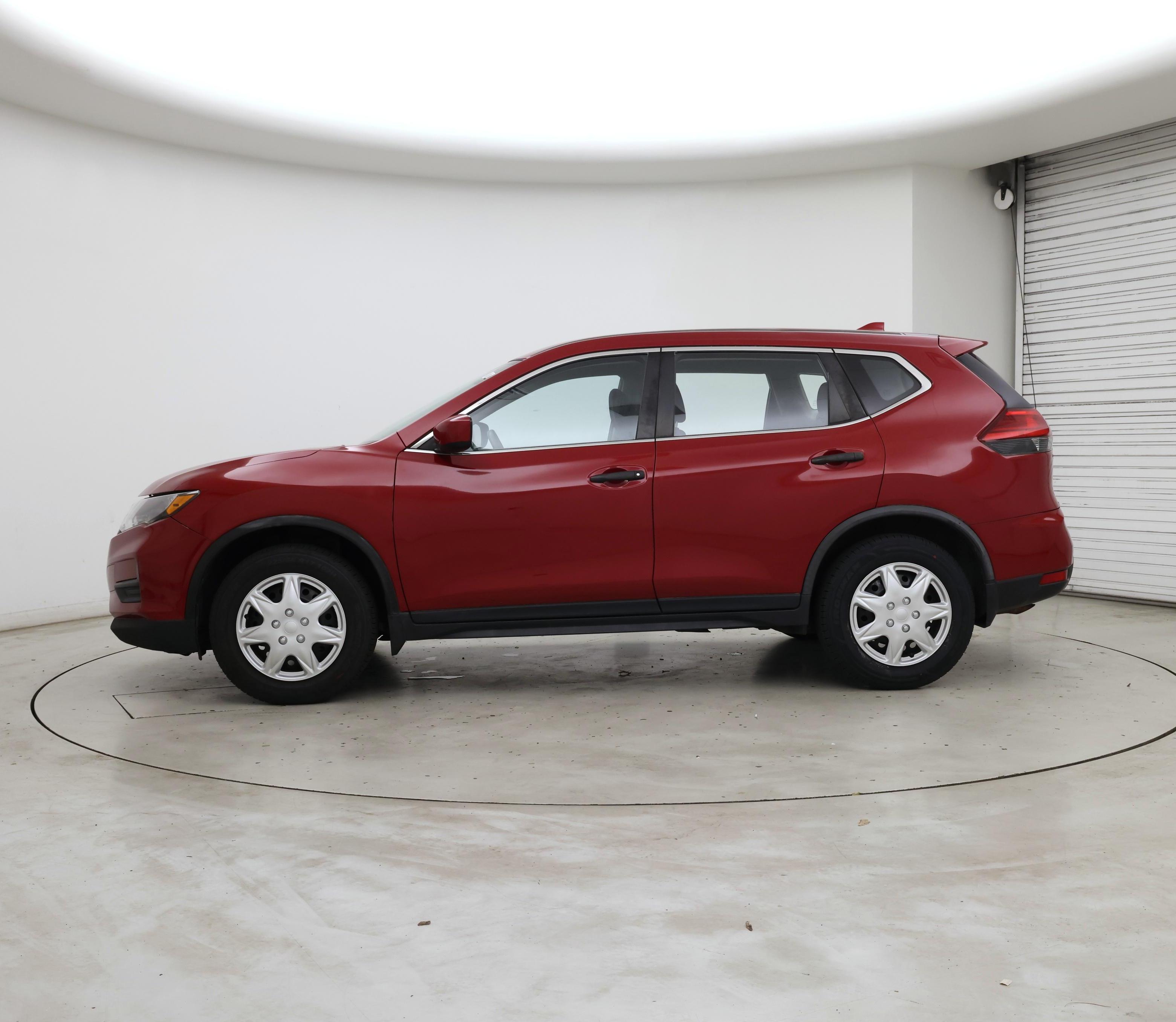 Thumbnail: 2017 Nissan Rogue - 3