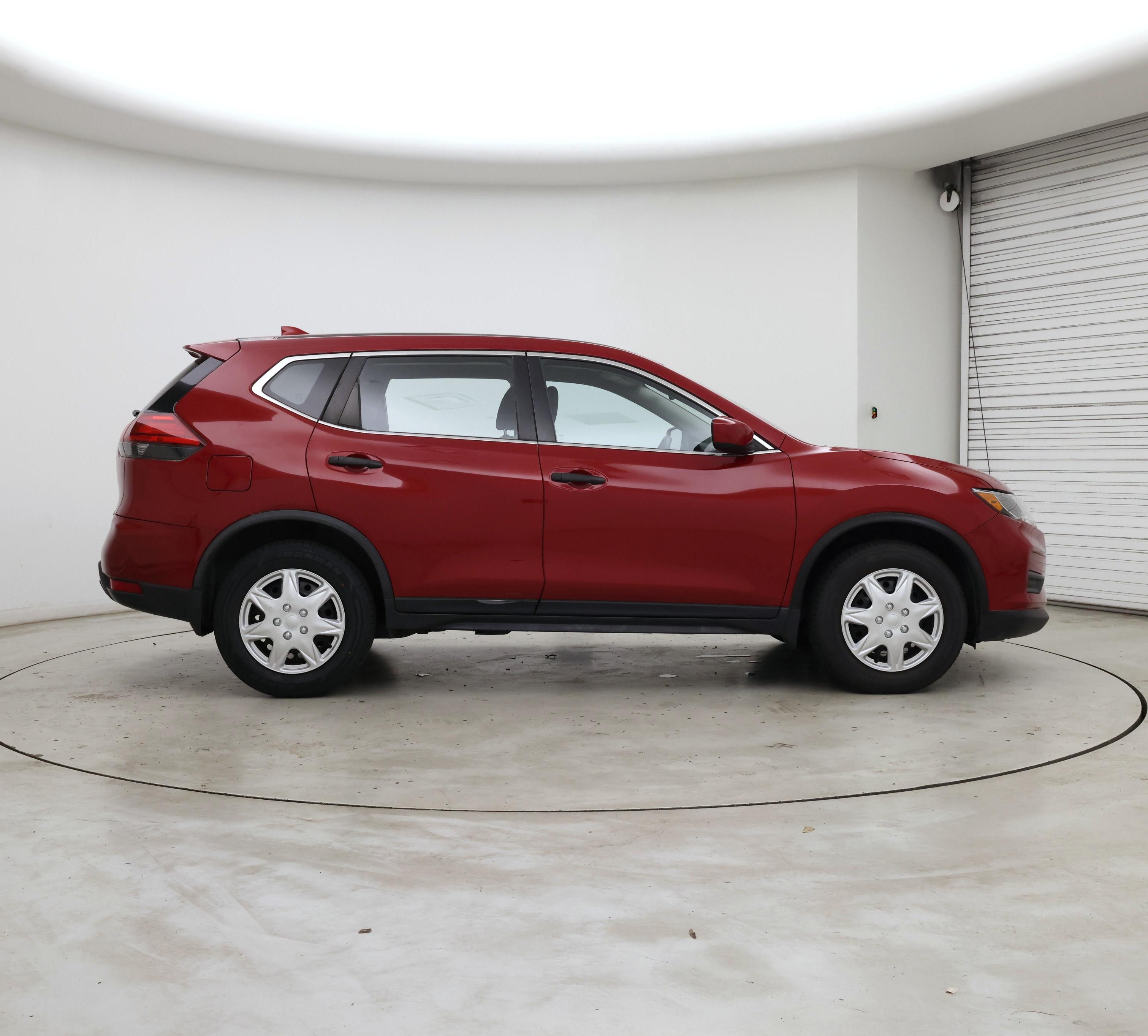 Thumbnail: 2017 Nissan Rogue - 7