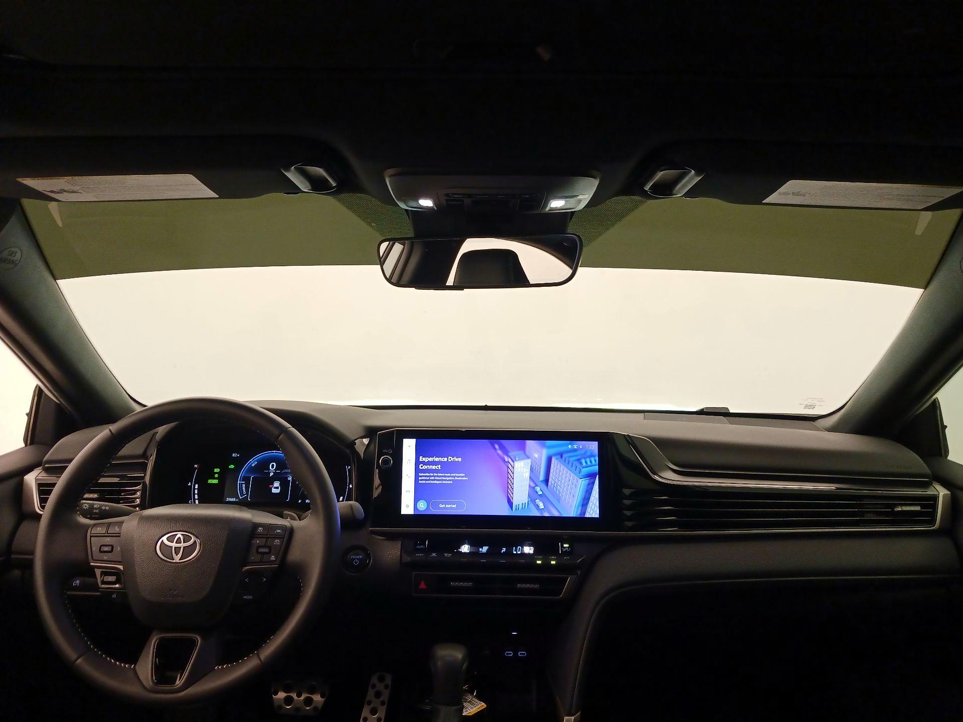 Thumbnail: 2025 Toyota Camry - 9