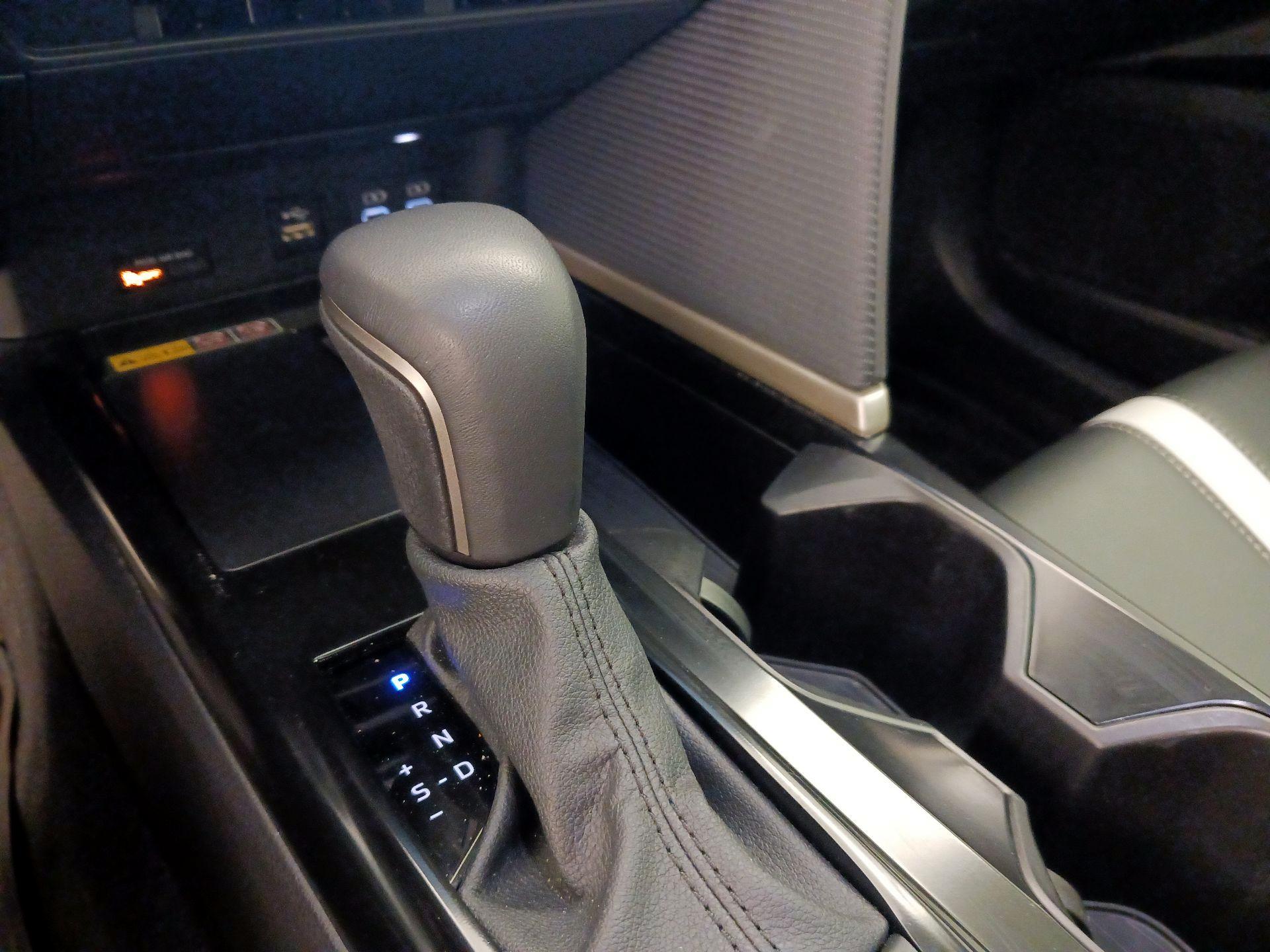 Thumbnail: 2025 Toyota Camry - 17