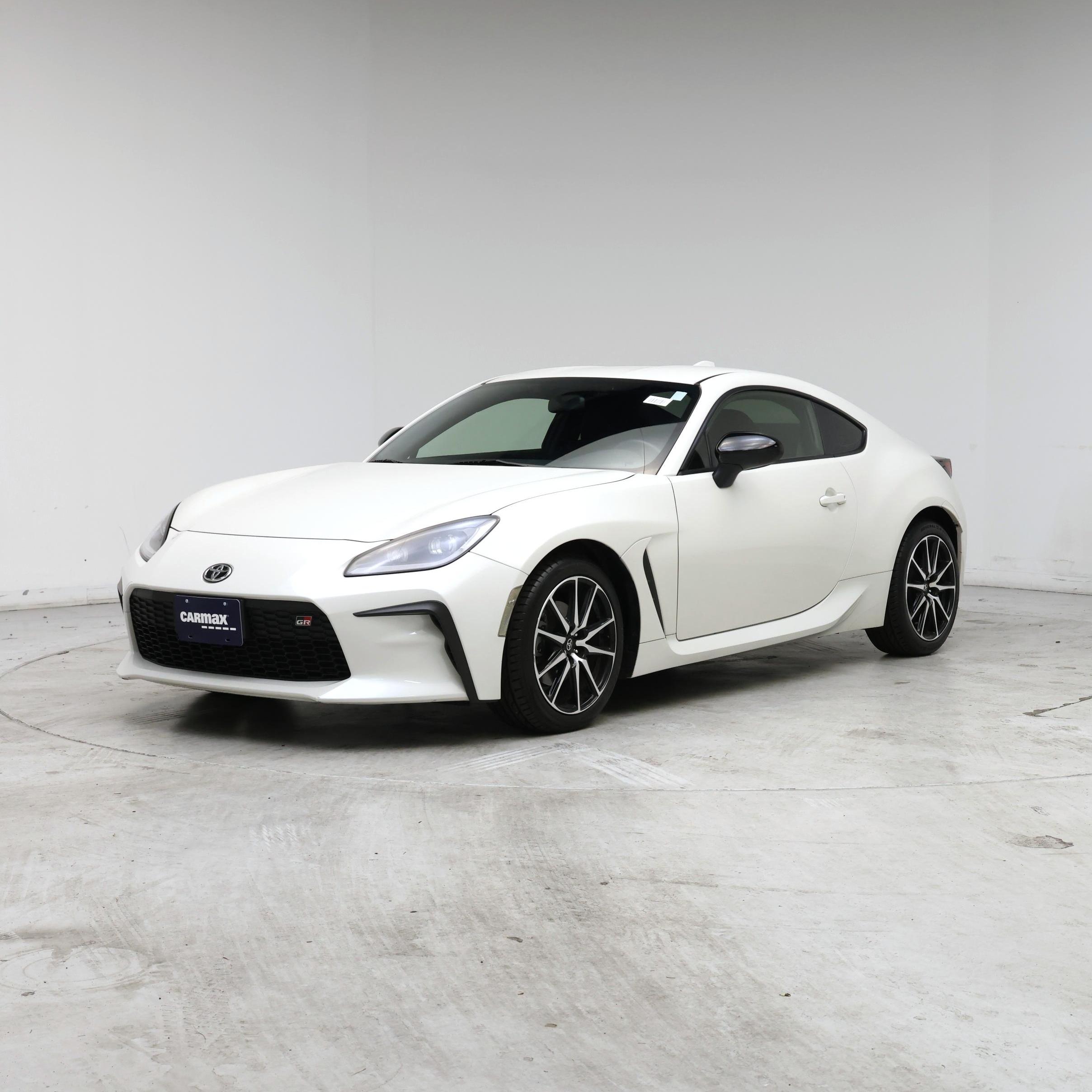 Thumbnail: 2023 Toyota GR86 - 4