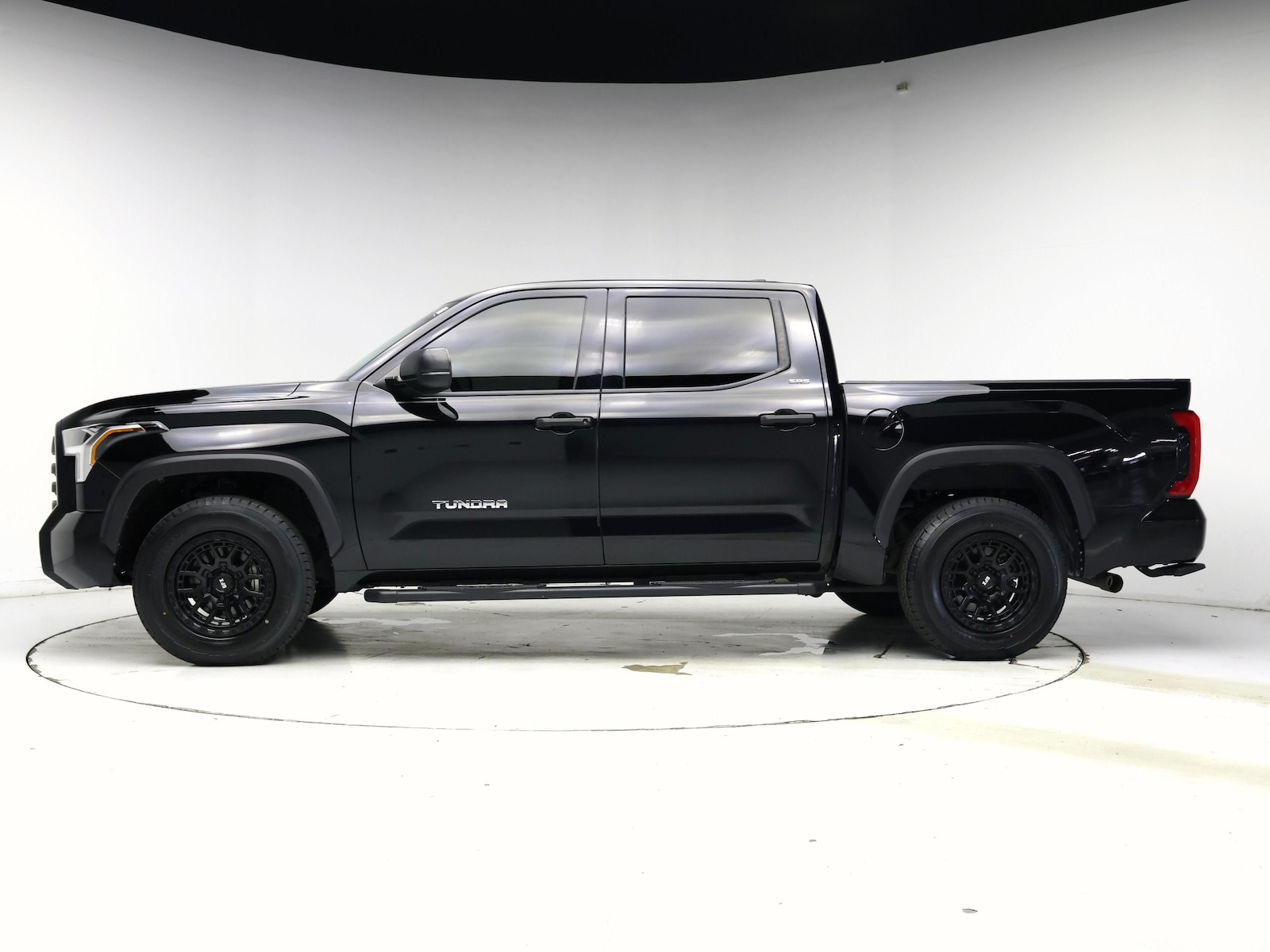 2024 Toyota Tundra SR5 - Photo 4