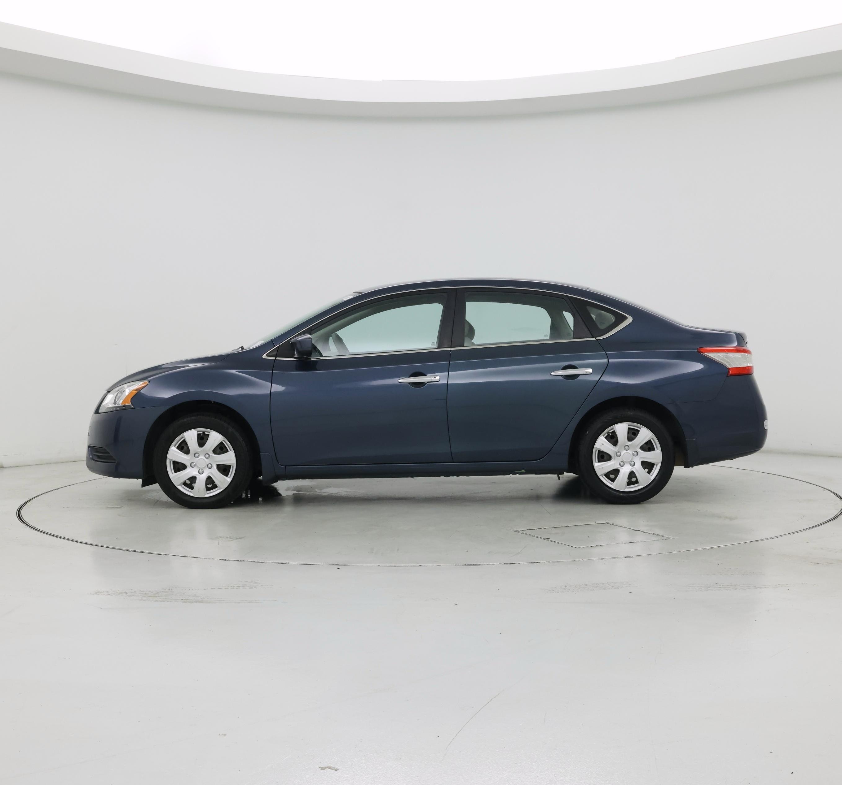 Thumbnail: 2014 Nissan Sentra - 3