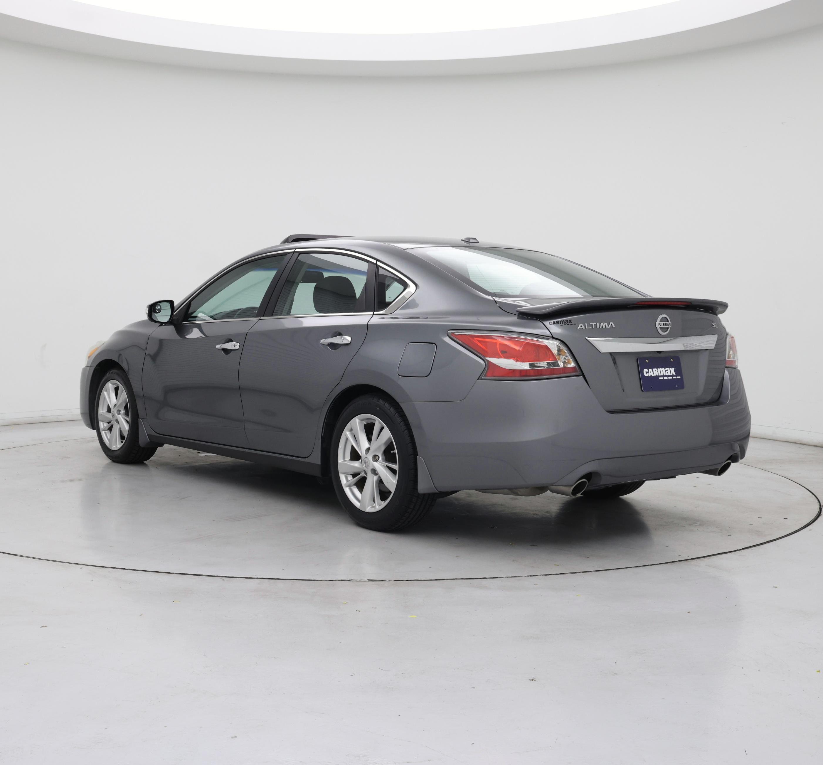 Thumbnail: 2015 Nissan Altima - 2