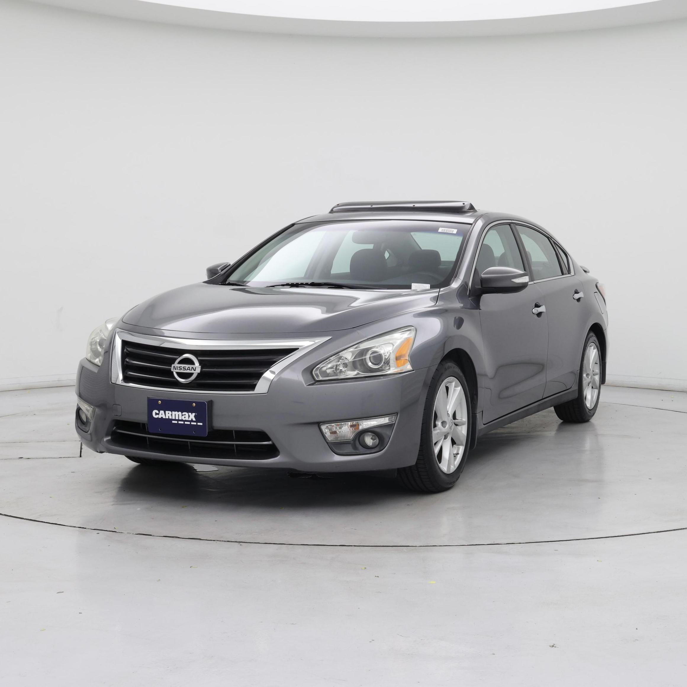 Thumbnail: 2015 Nissan Altima - 4