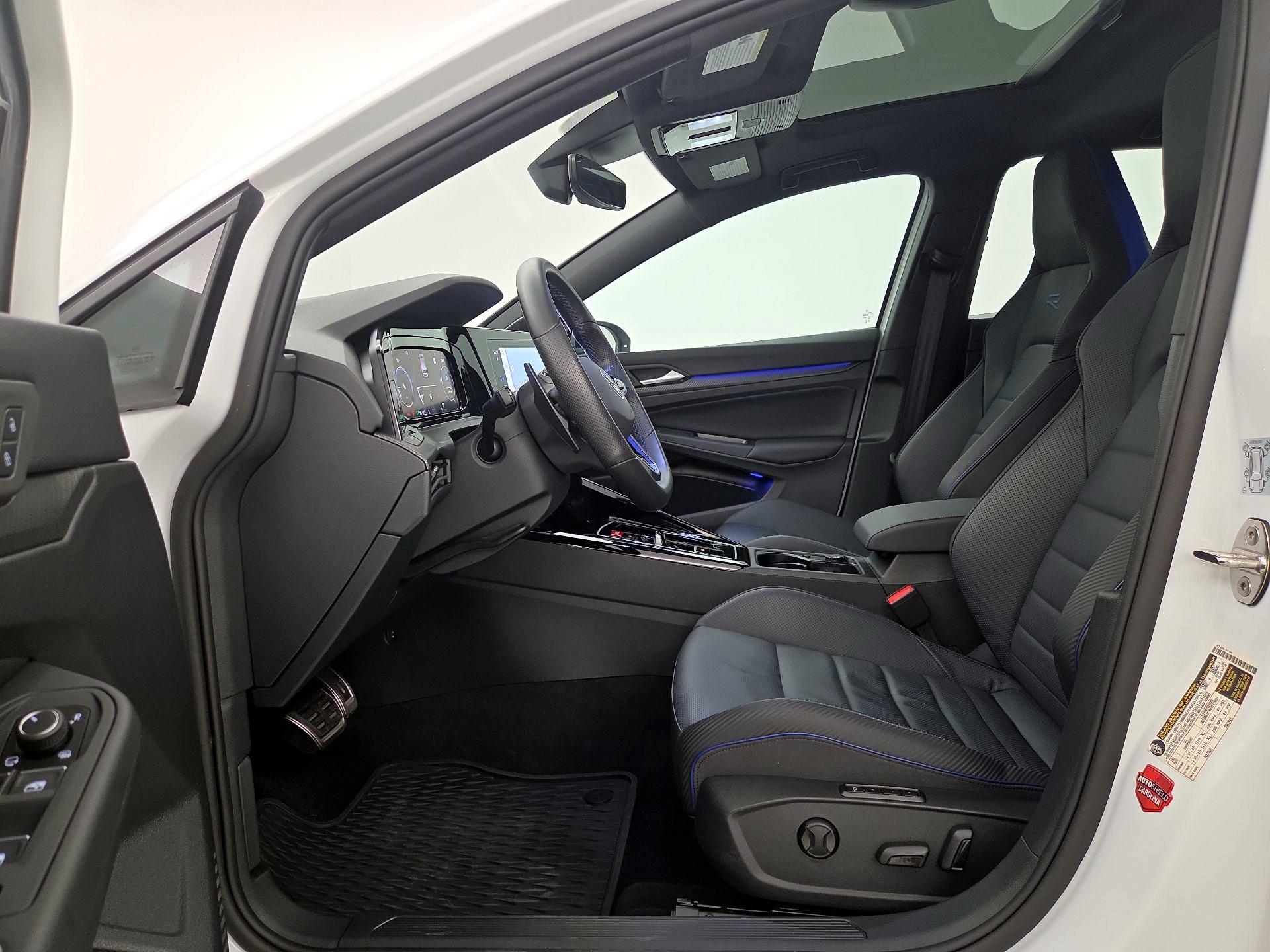 Thumbnail: 2024 Volkswagen Golf - 11