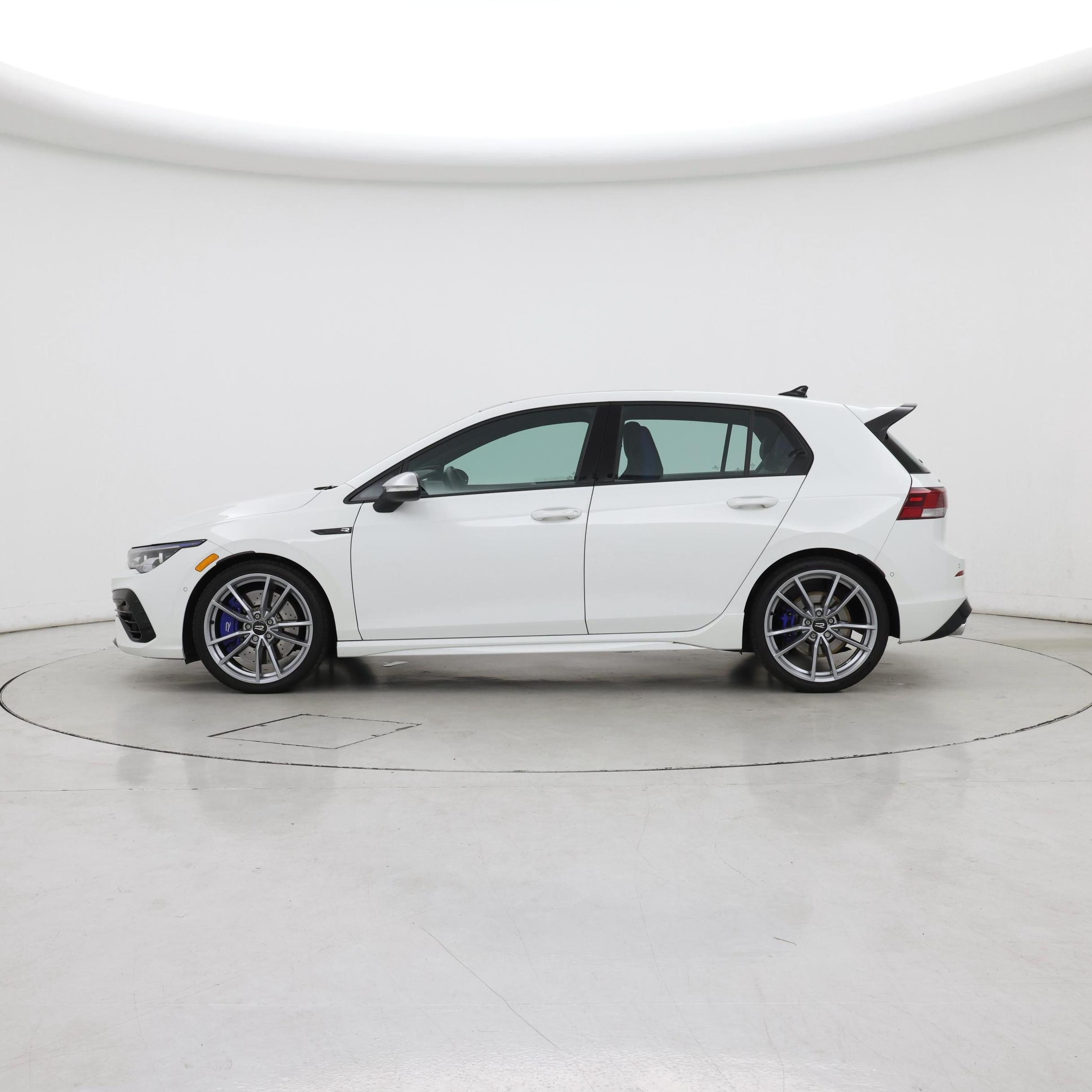 Thumbnail: 2024 Volkswagen Golf - 3
