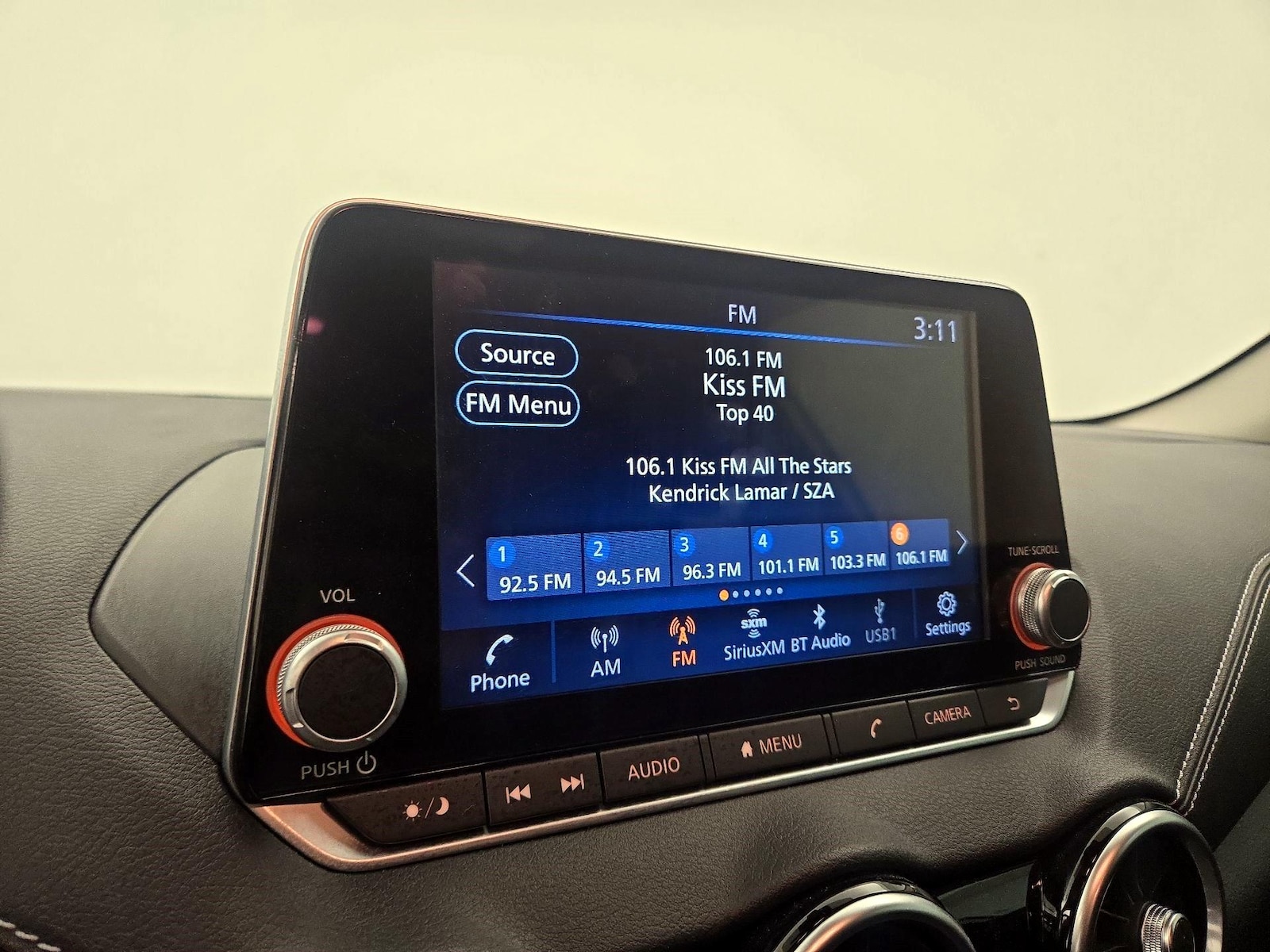 2023 Nissan Sentra SV - Photo 17
