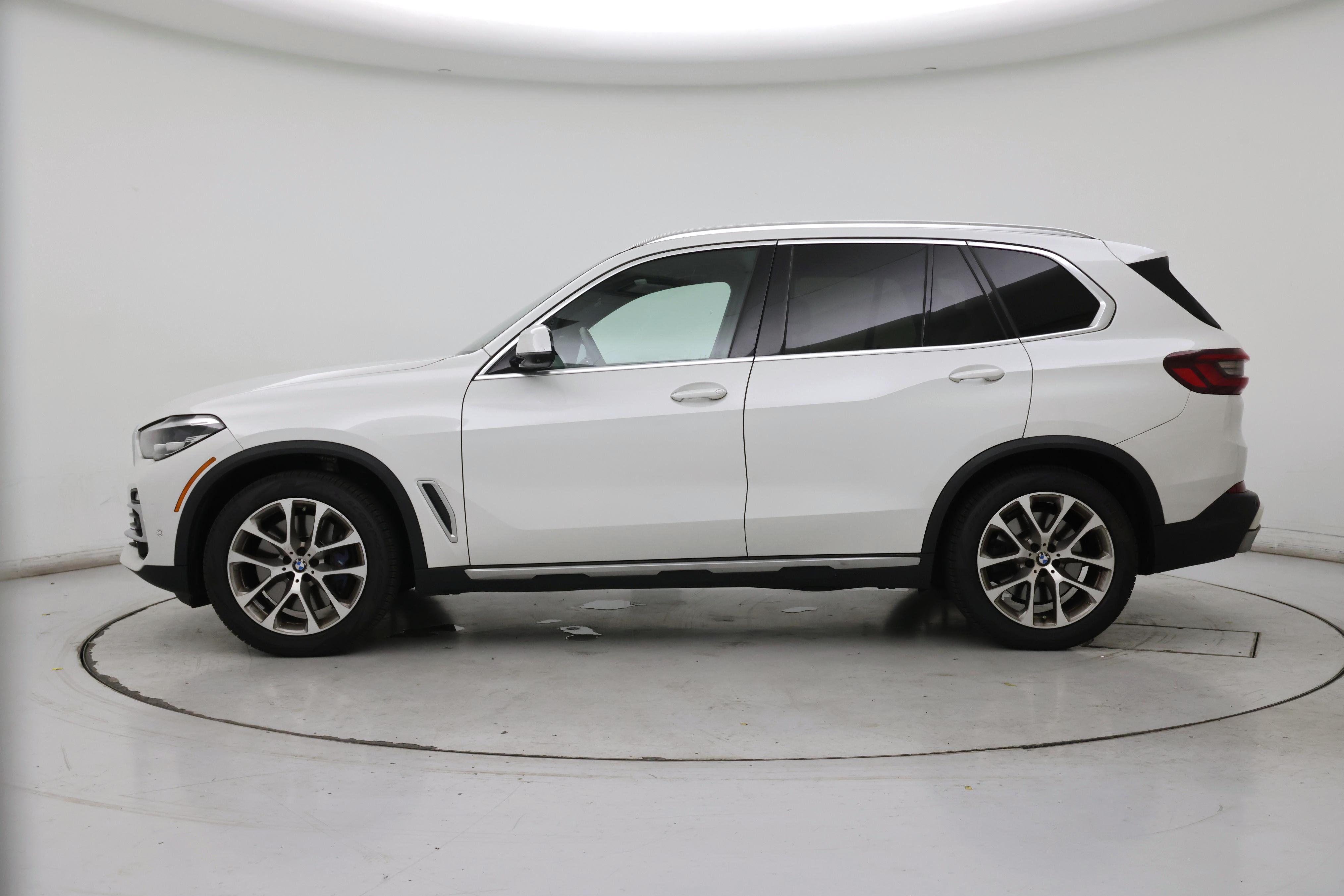 Thumbnail: 2020 BMW X5 - 3