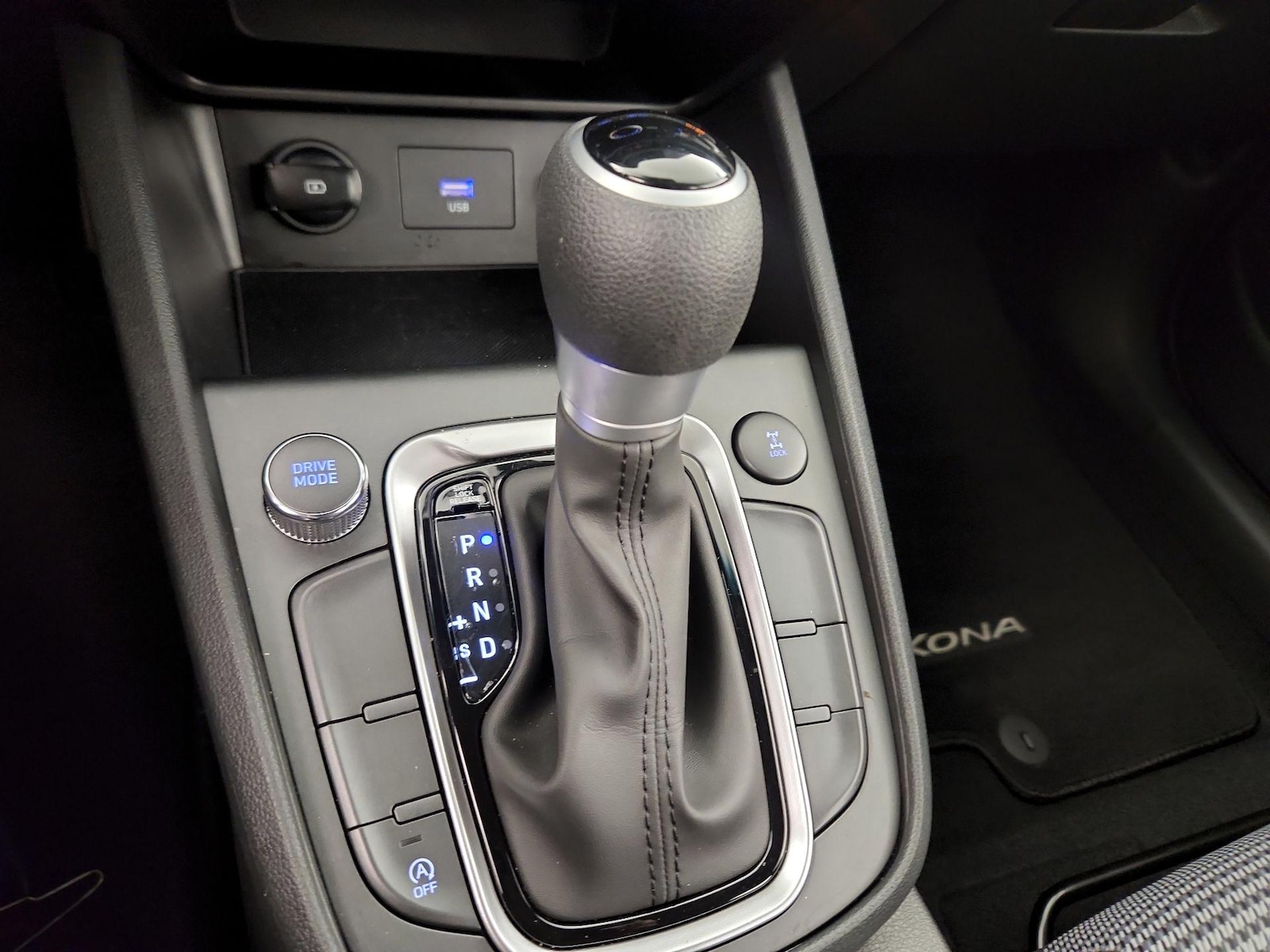 2023 Hyundai Kona SE - Photo 17