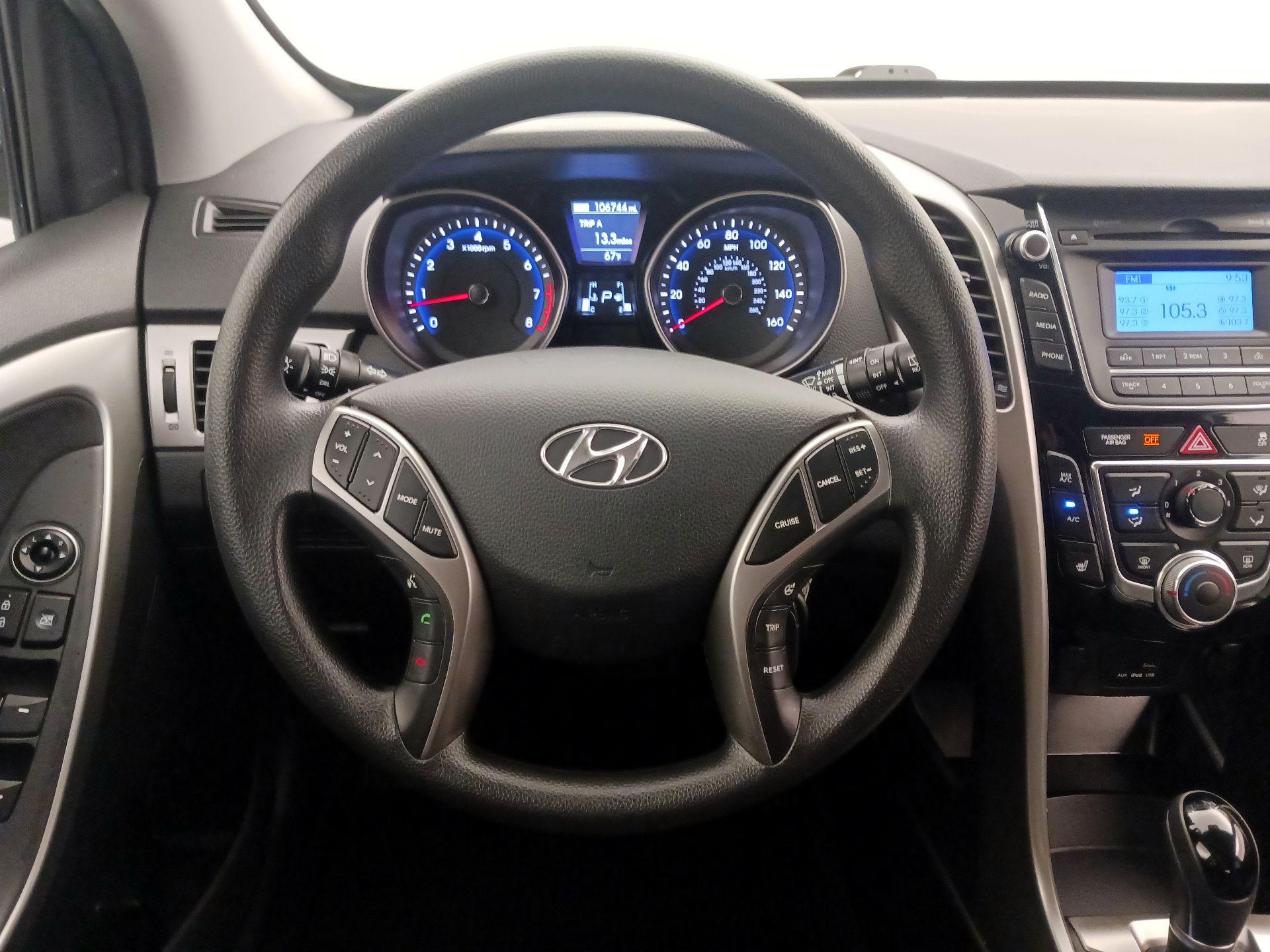 Thumbnail: 2014 Hyundai Elantra - 10