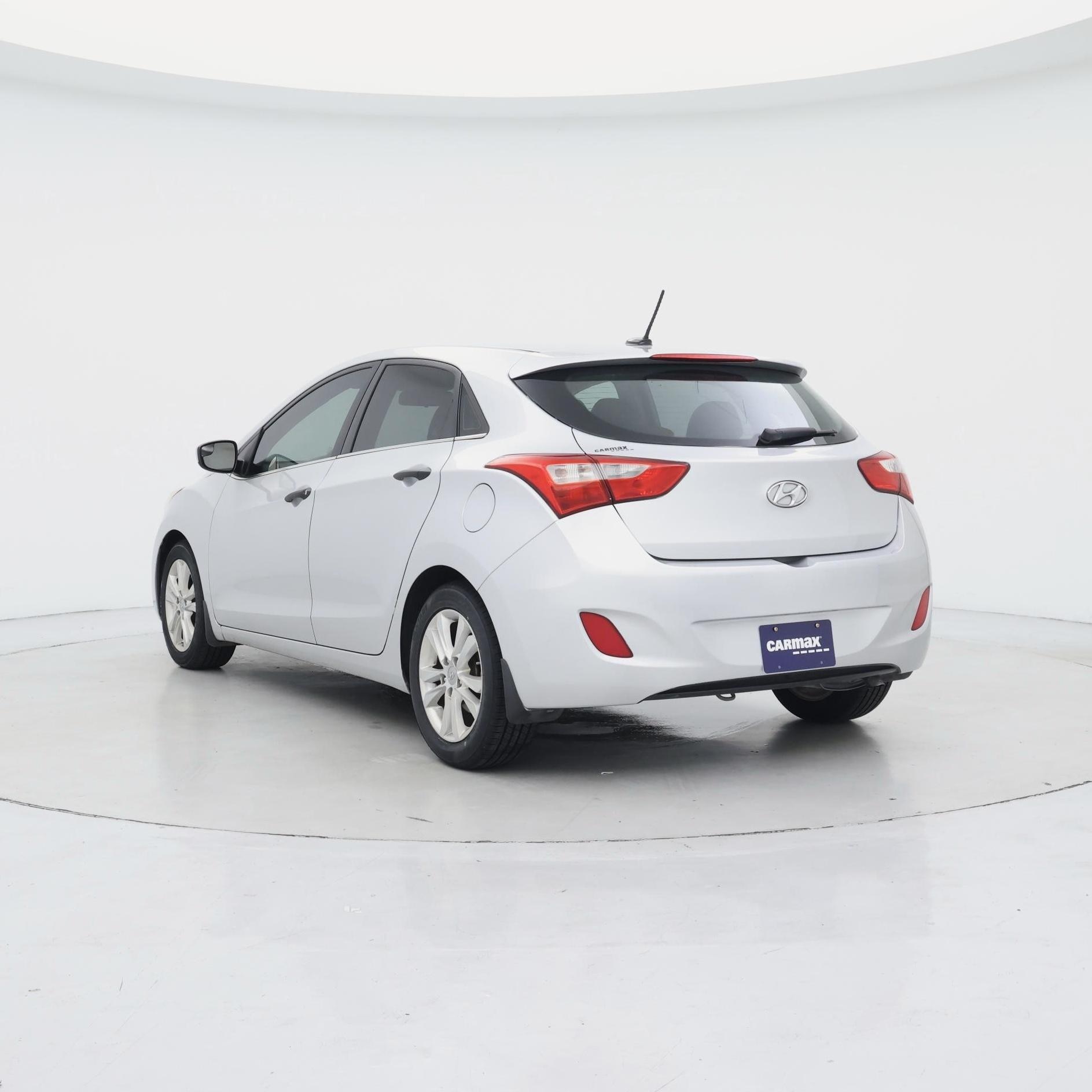 Thumbnail: 2014 Hyundai Elantra - 2