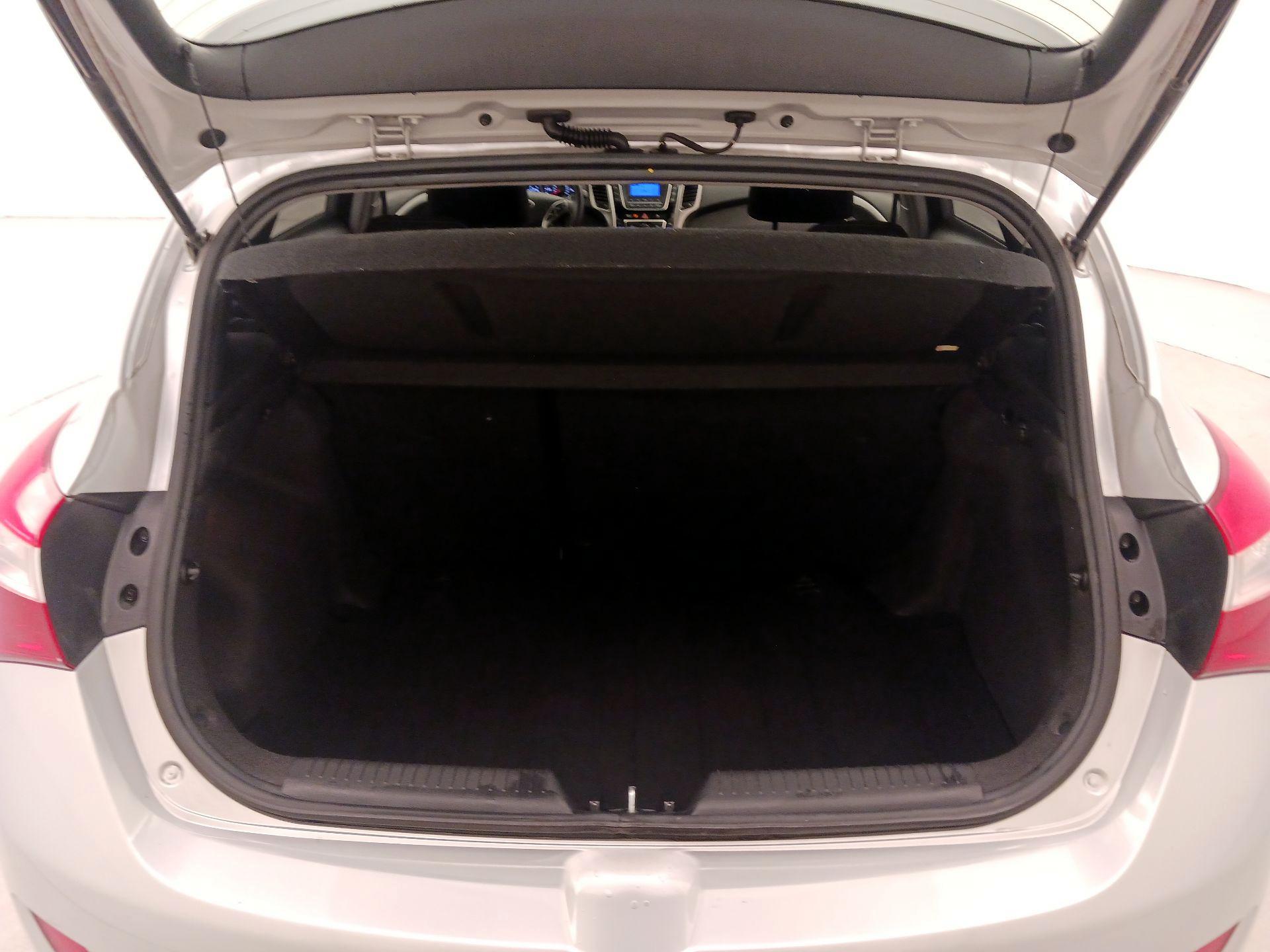 Thumbnail: 2014 Hyundai Elantra - 19