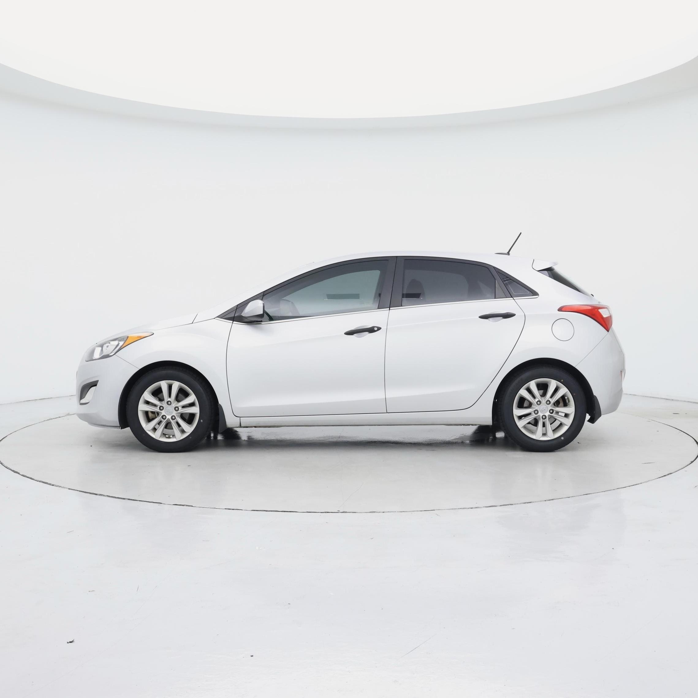 Thumbnail: 2014 Hyundai Elantra - 3