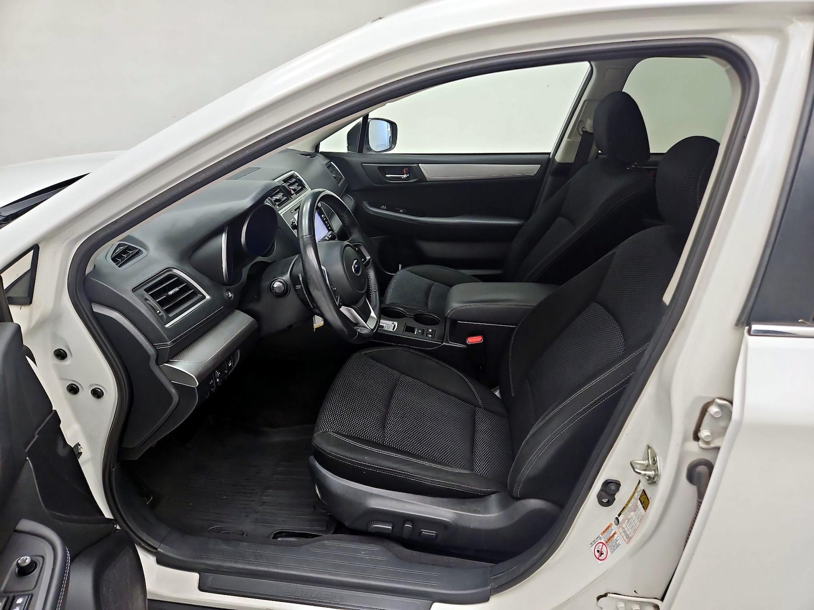 2018 Subaru Outback Premium - Photo 12