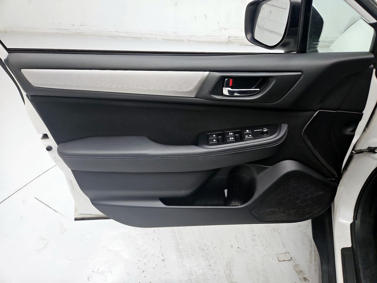 2018 Subaru Outback Premium - Photo 13