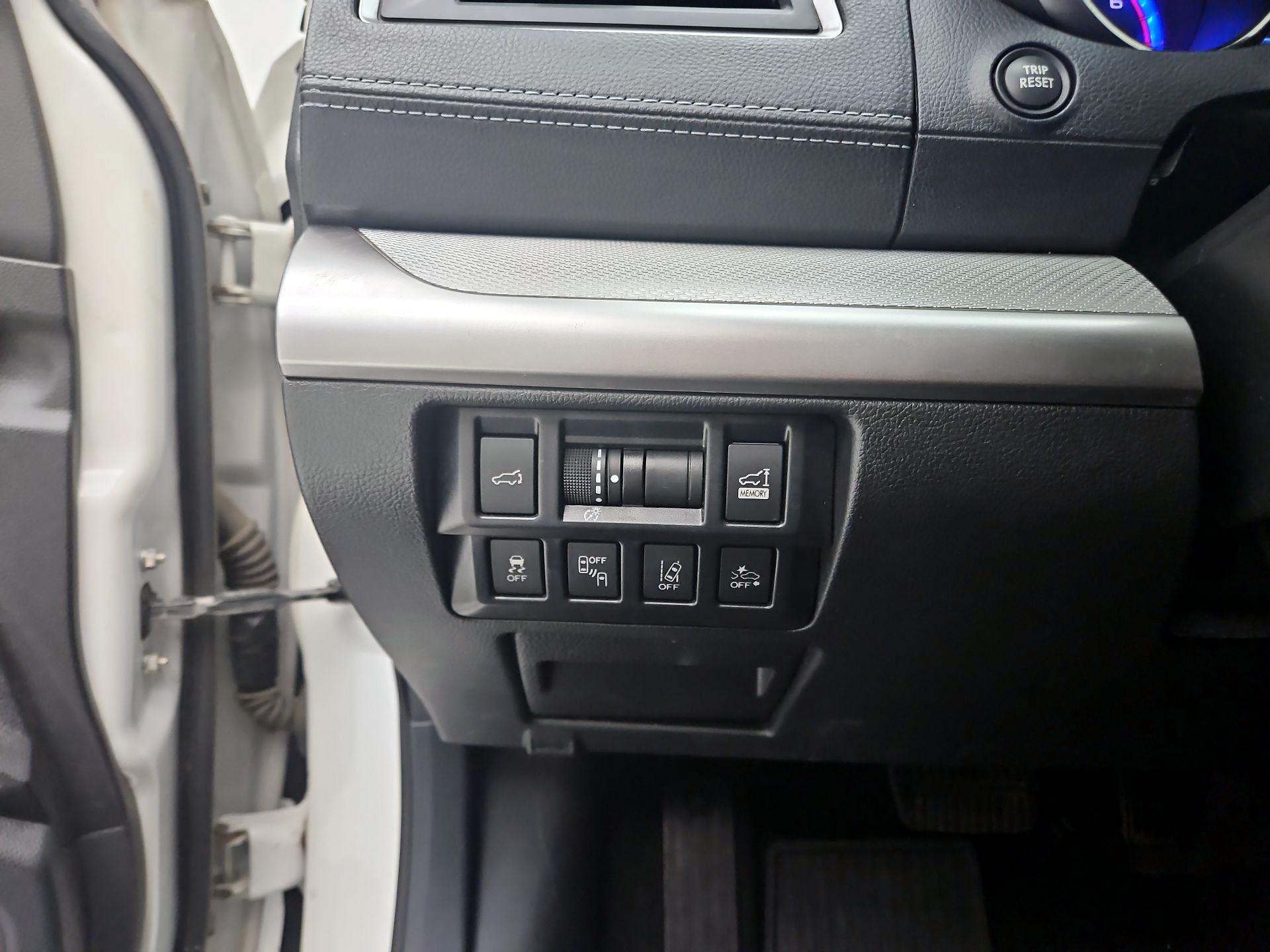 Thumbnail: 2018 Subaru Outback - 13
