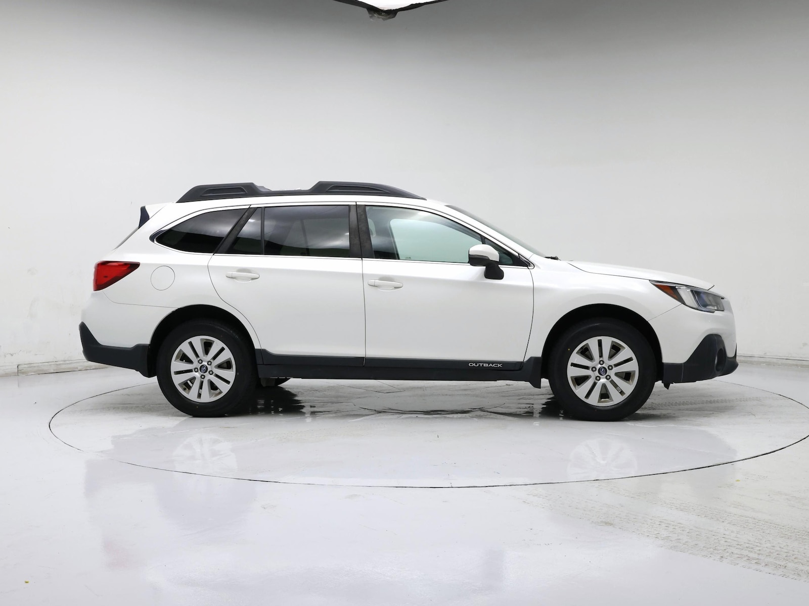2018 Subaru Outback Premium - Photo 8