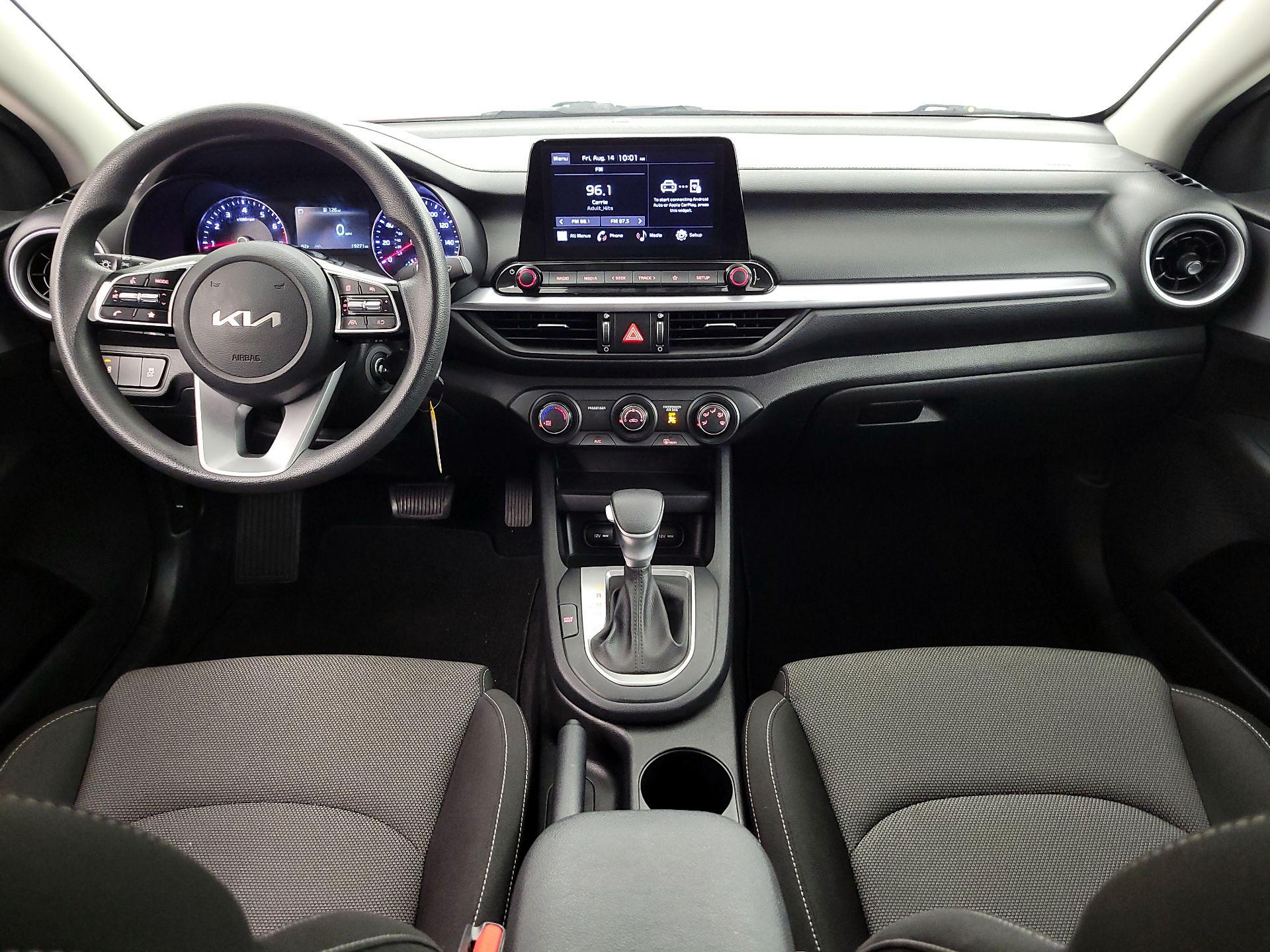 Thumbnail: 2023 Kia Forte - 9