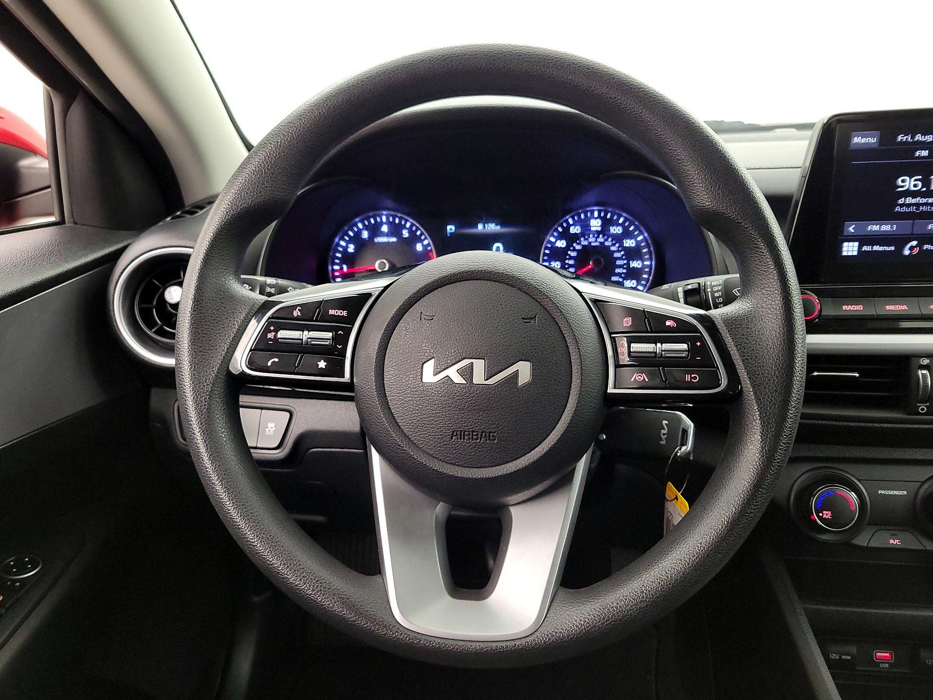 Thumbnail: 2023 Kia Forte - 10