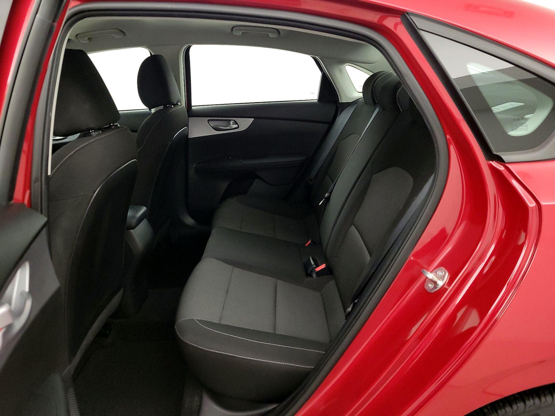 Thumbnail: 2023 Kia Forte - 19