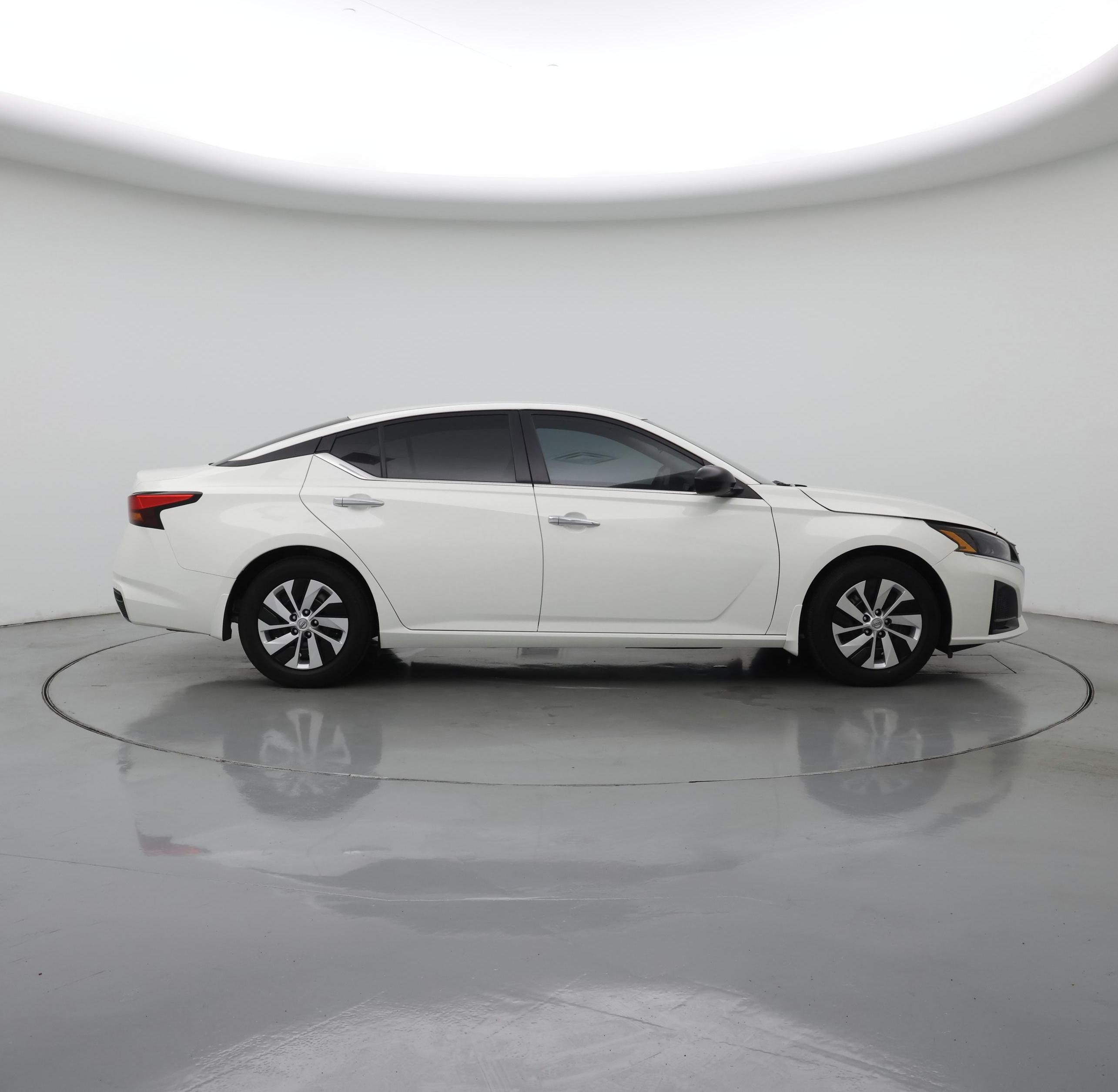 Thumbnail: 2024 Nissan Altima - 7