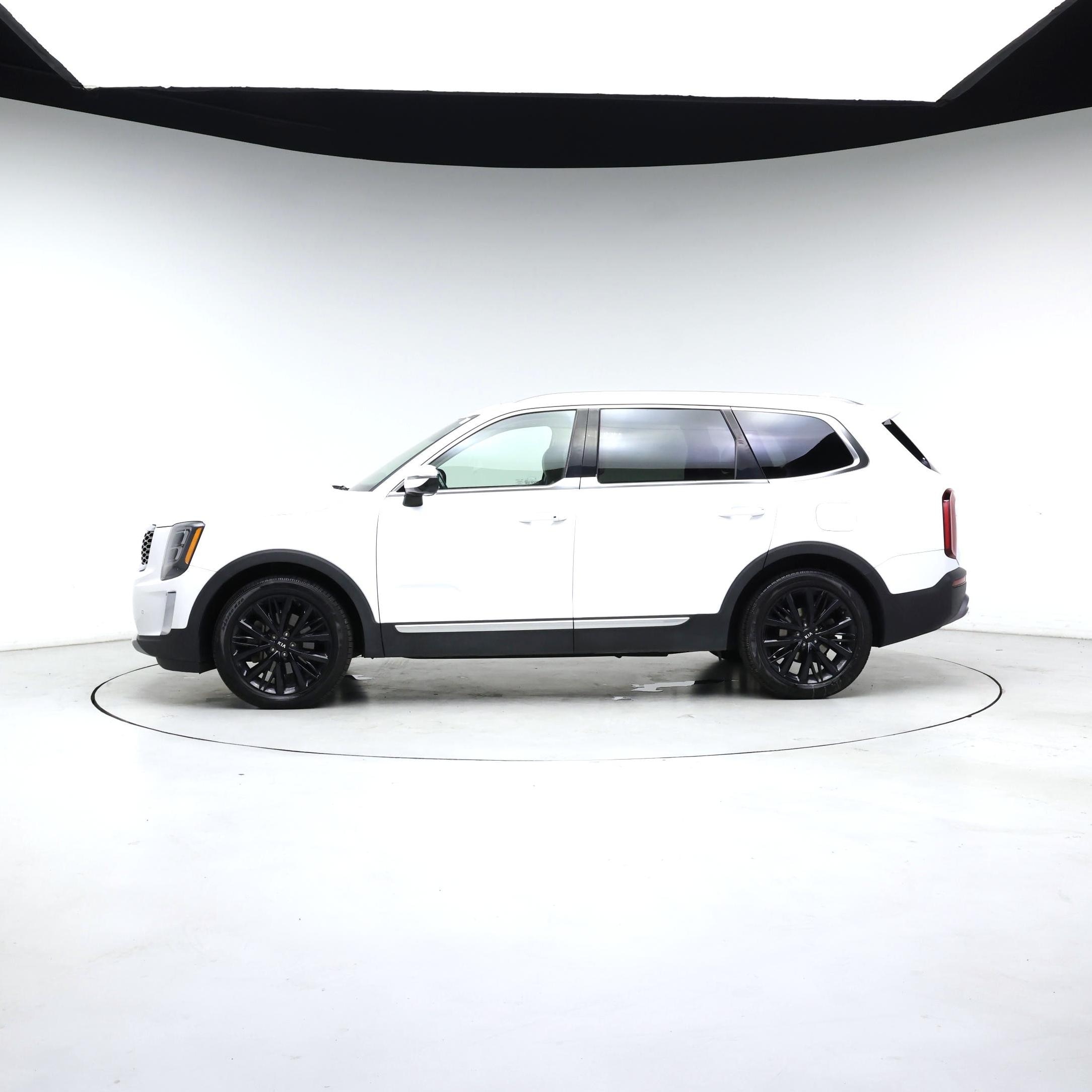 Thumbnail: 2020 Kia Telluride - 3