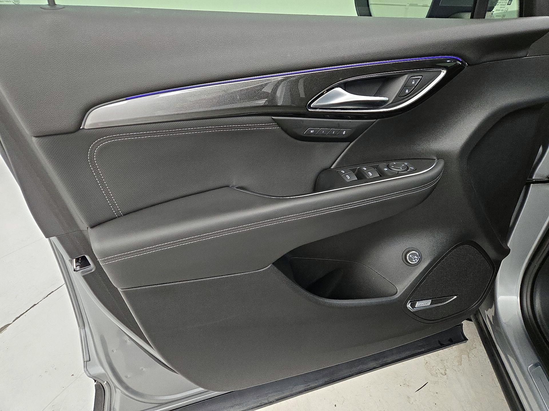 Thumbnail: 2024 Buick Envision - 12
