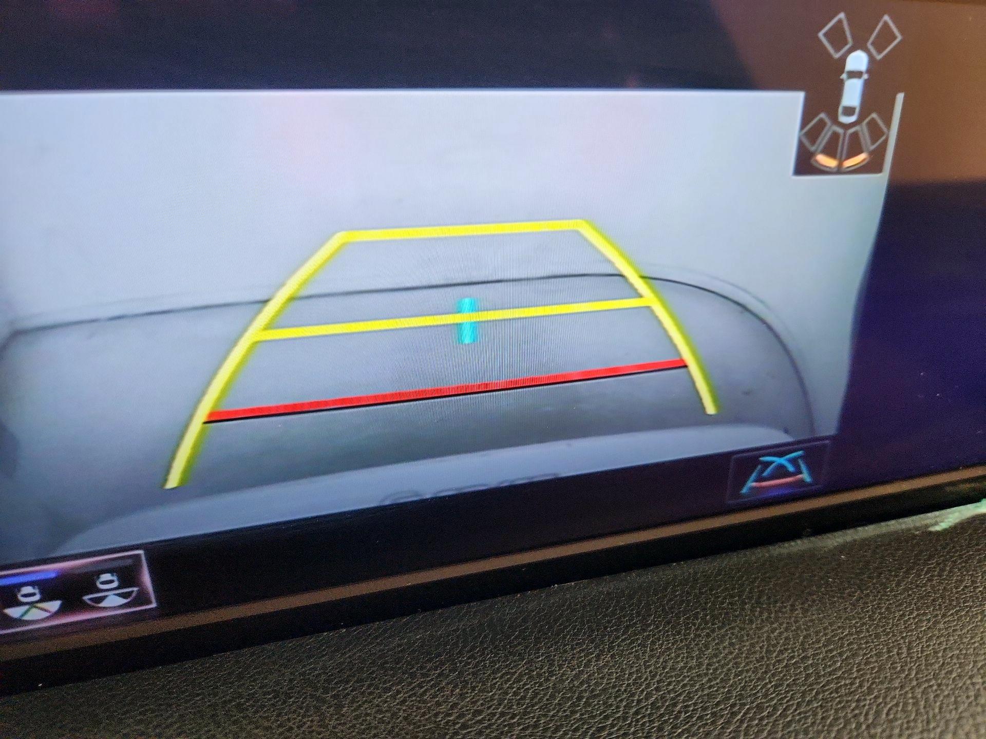 Thumbnail: 2019 Lexus ES - 15