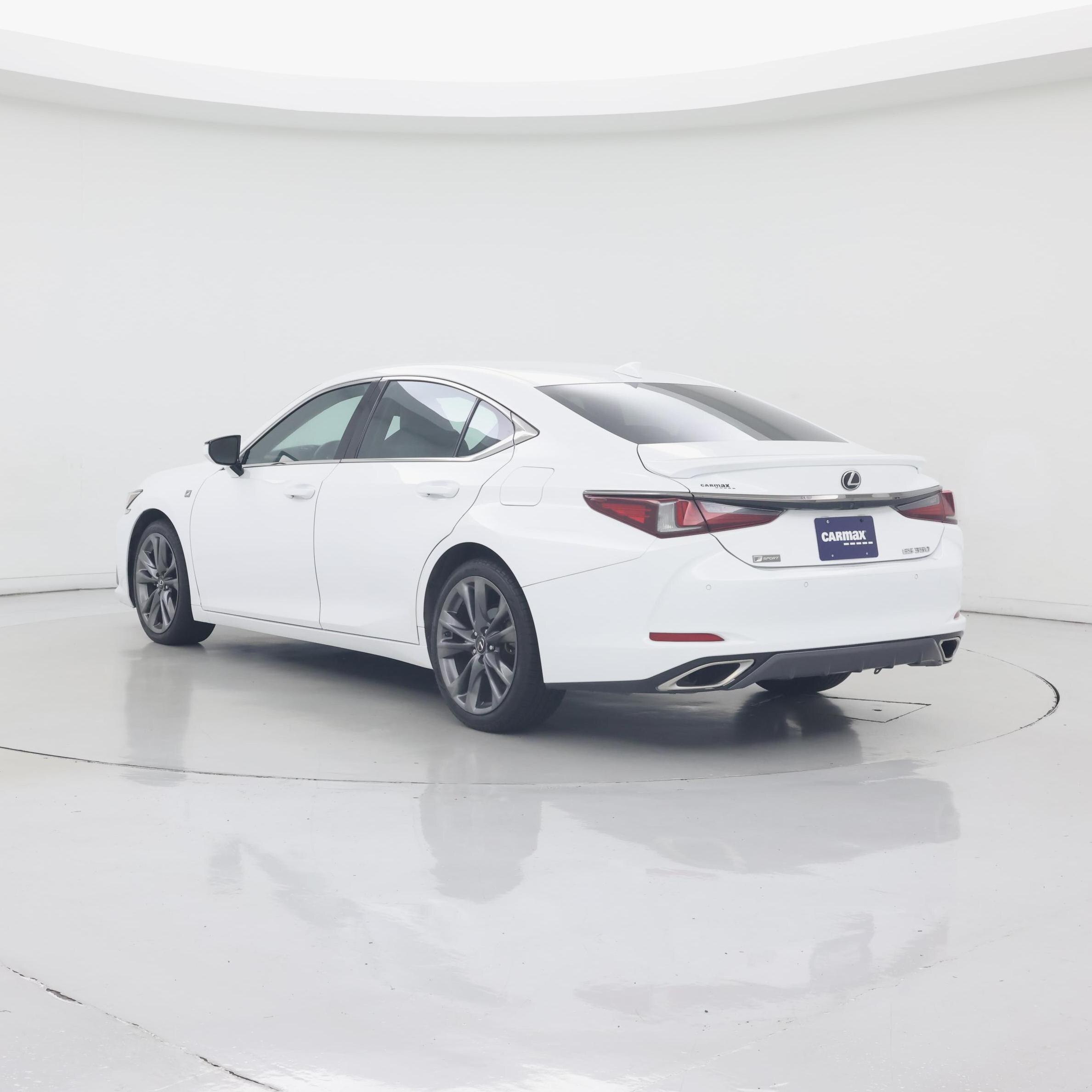 Thumbnail: 2019 Lexus ES - 2