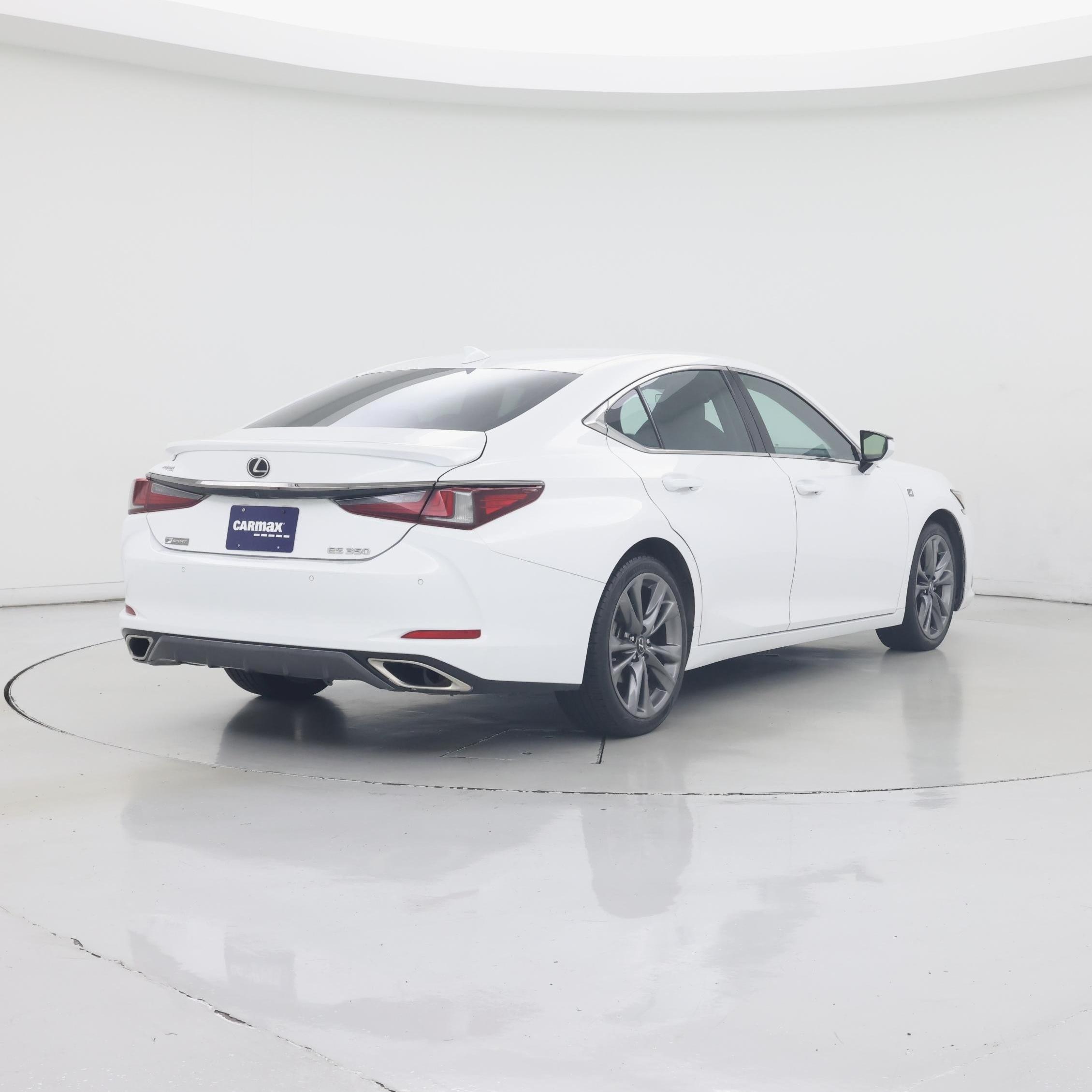 Thumbnail: 2019 Lexus ES - 8