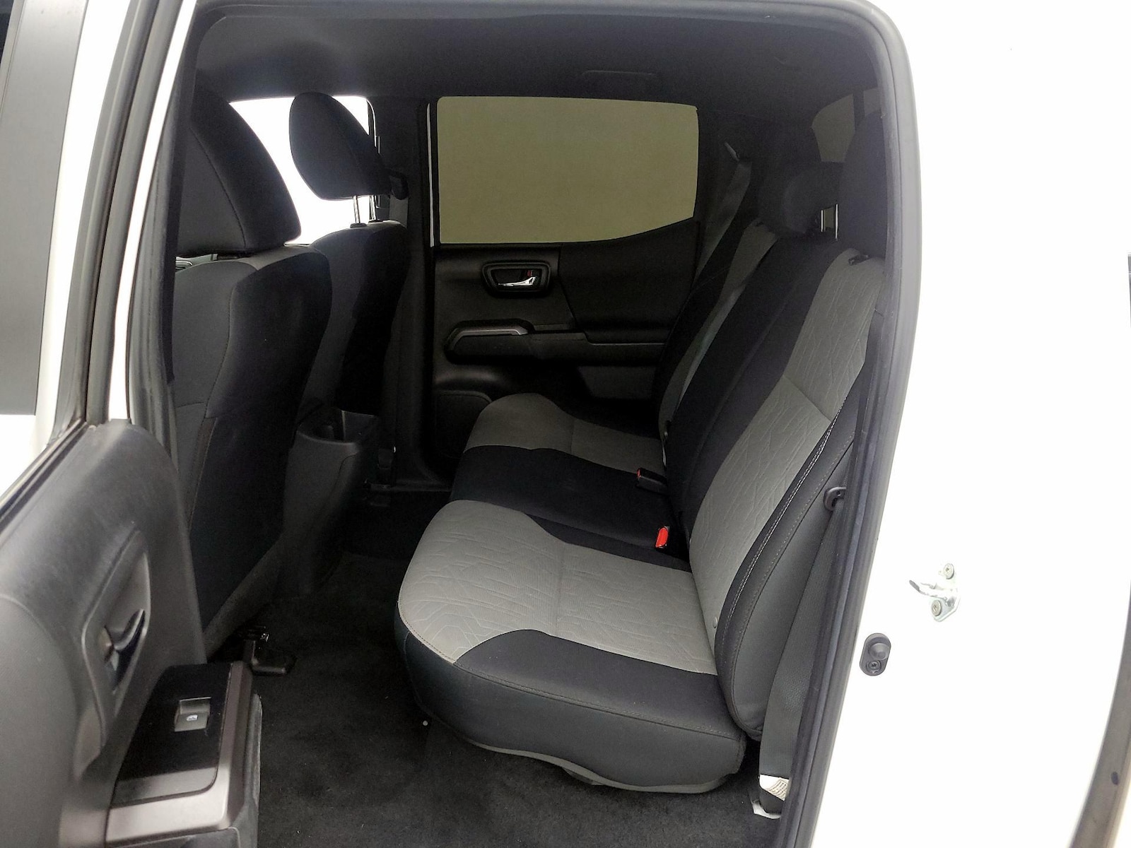 2023 Toyota Tacoma TRD Off Road - Photo 19