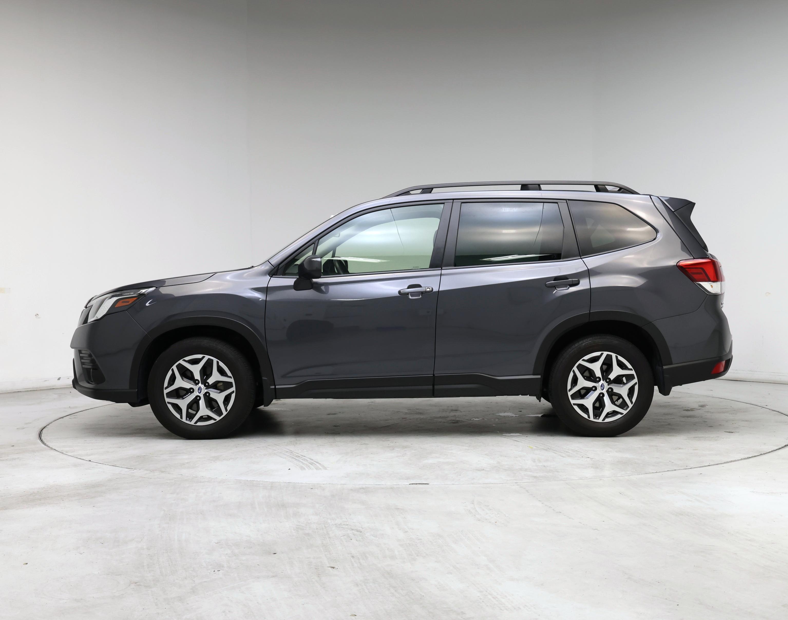 Thumbnail: 2023 Subaru Forester - 3