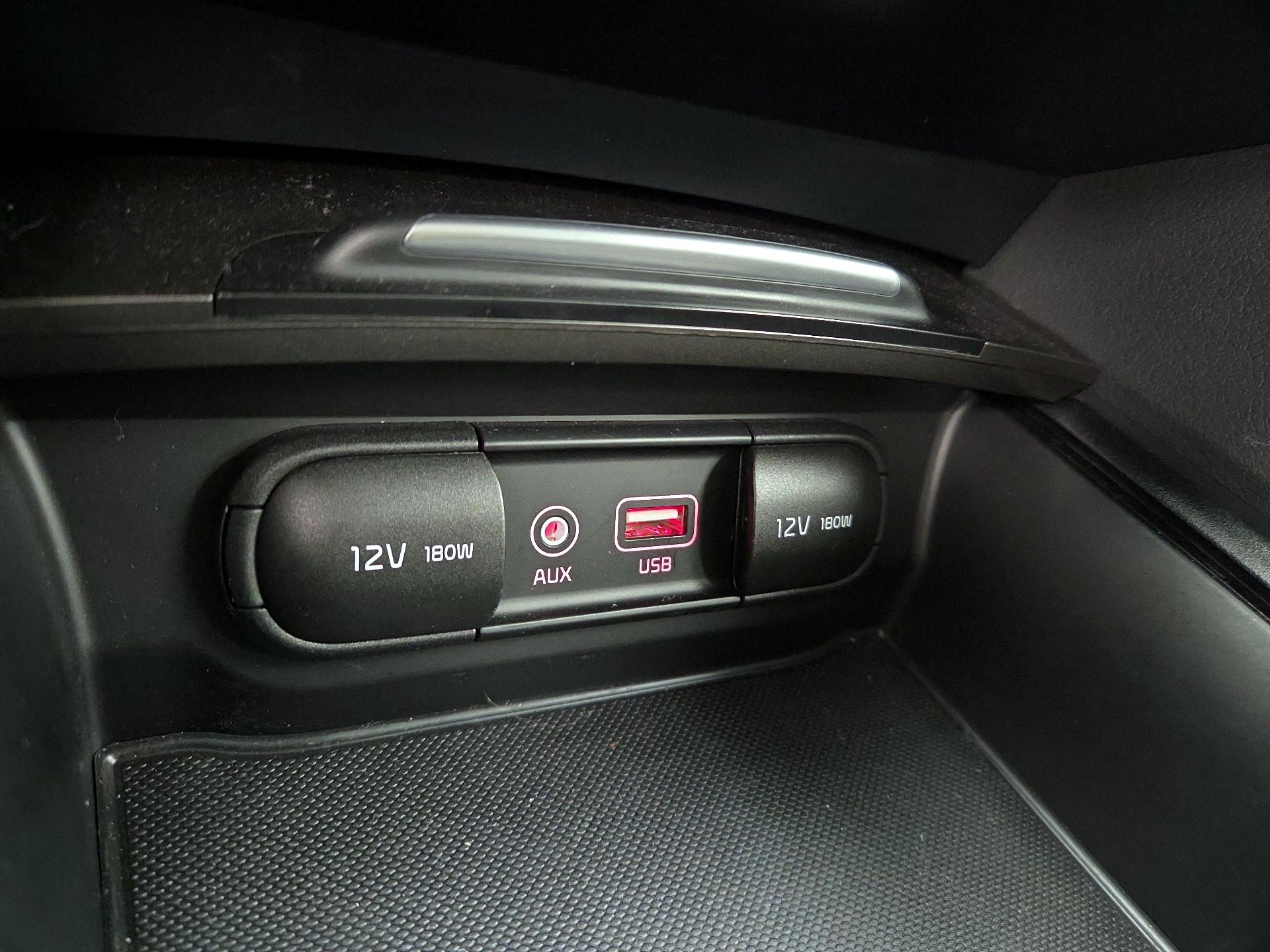 Thumbnail: 2019 Kia Optima - 18