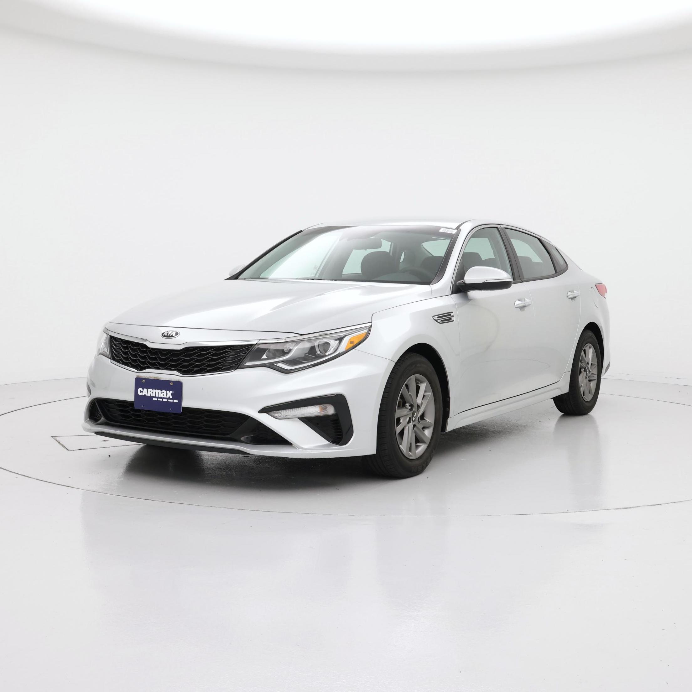 Thumbnail: 2019 Kia Optima - 4