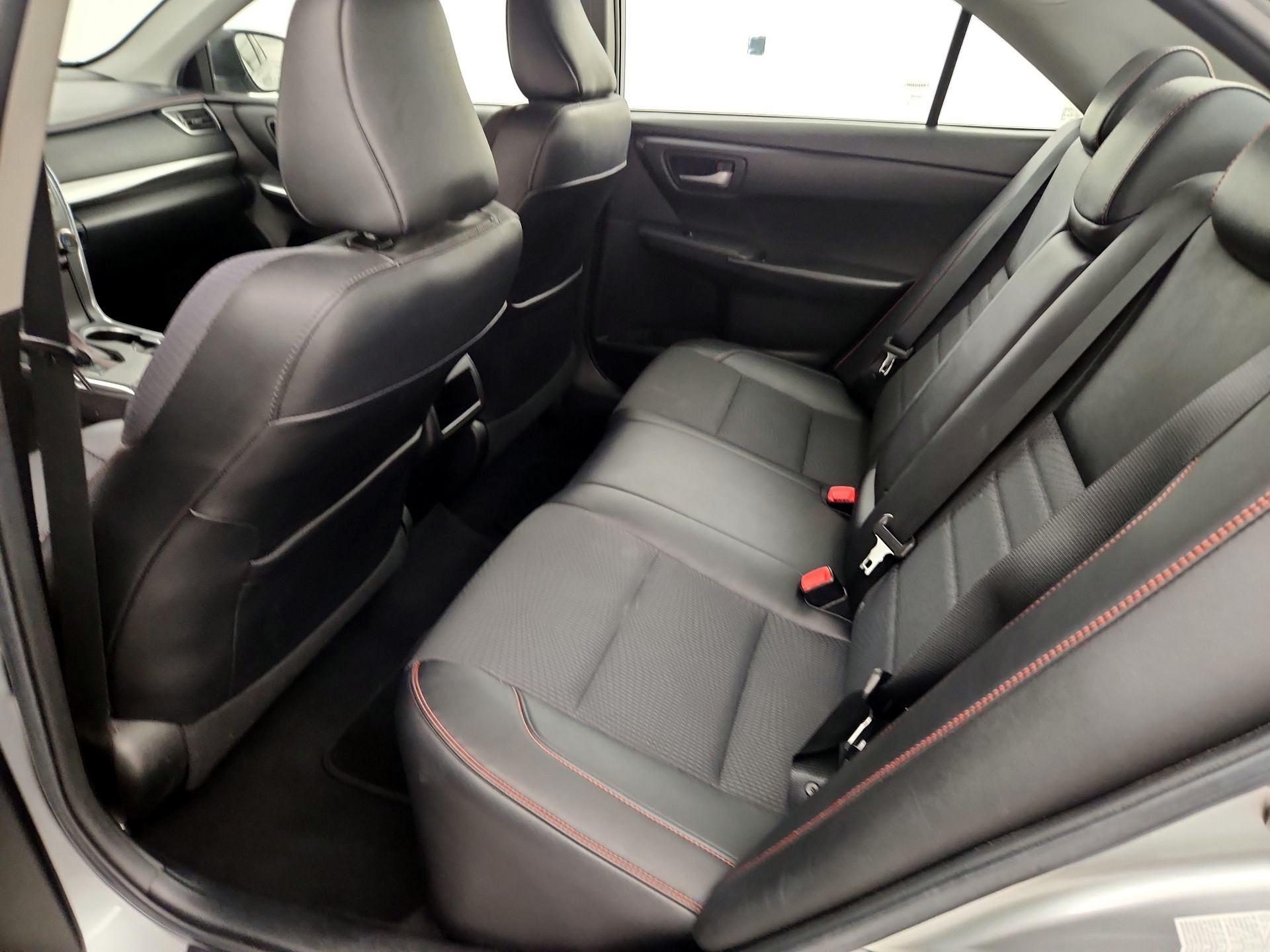 Thumbnail: 2016 Toyota Camry - 20
