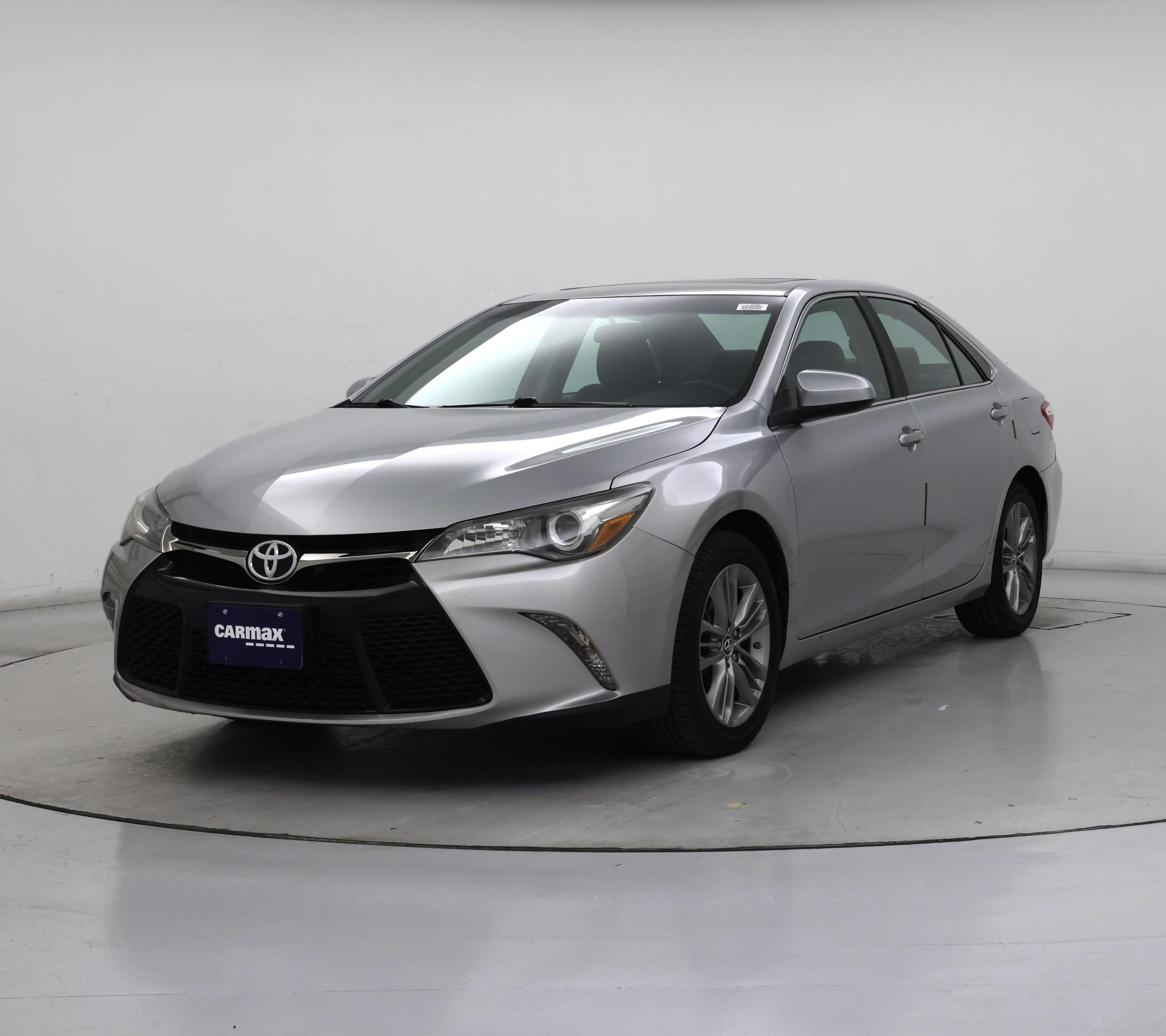 Thumbnail: 2016 Toyota Camry - 4