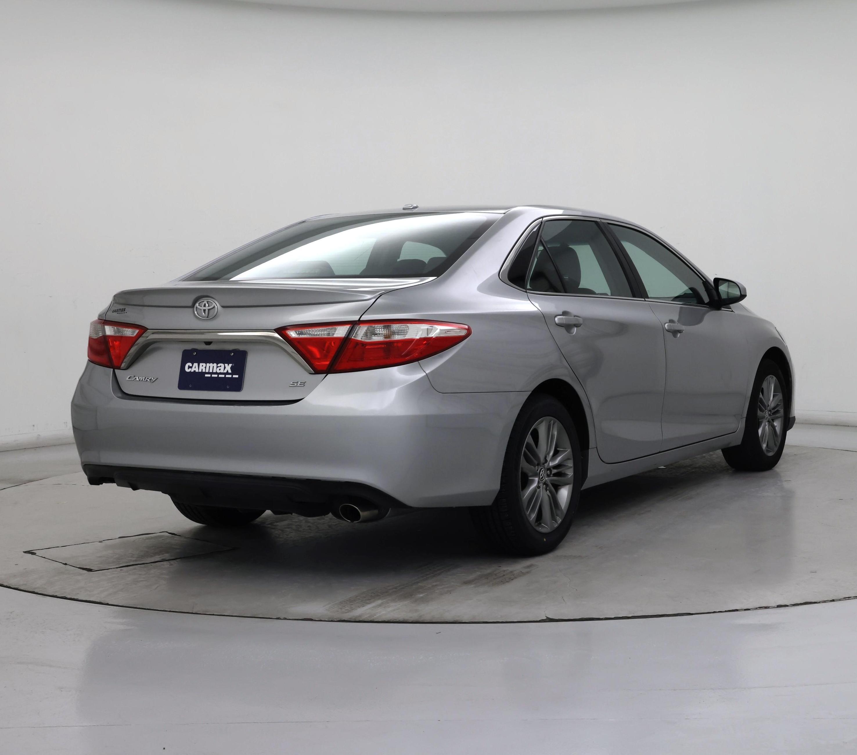 Thumbnail: 2016 Toyota Camry - 8