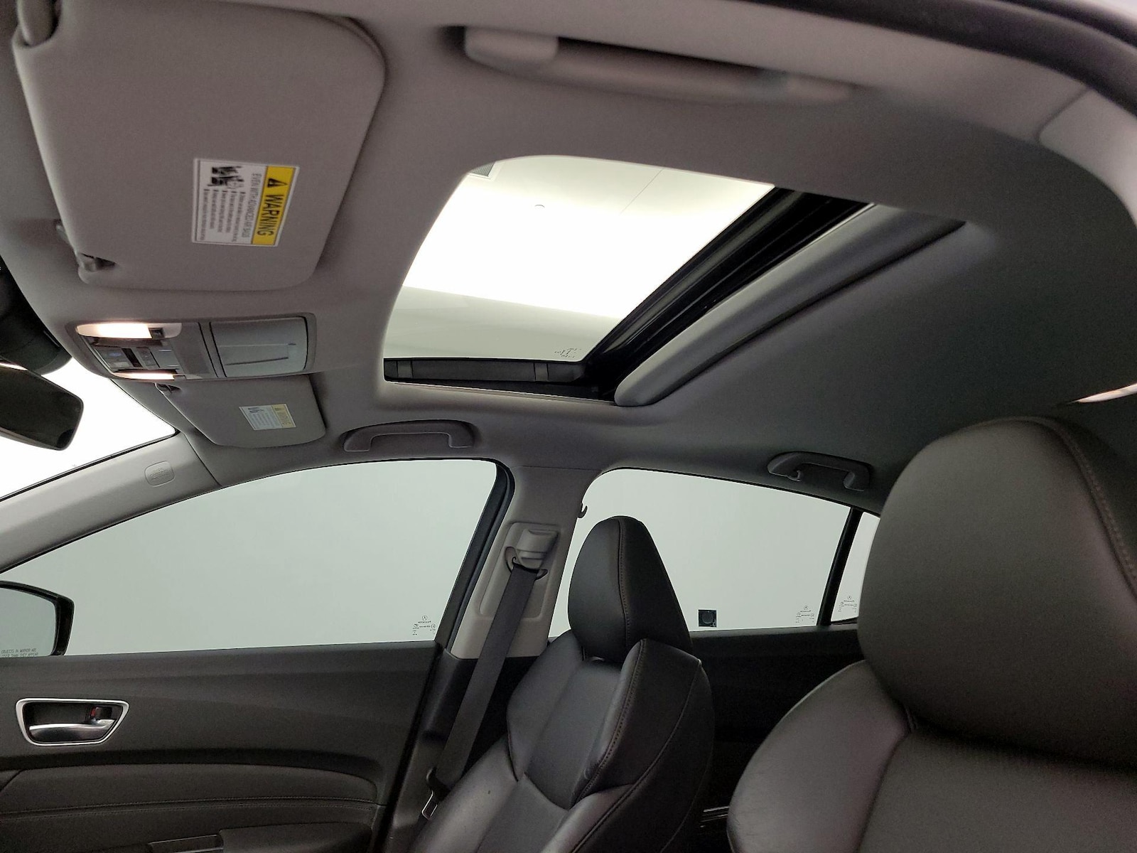 Sunroof(s) & Overhead Airbags