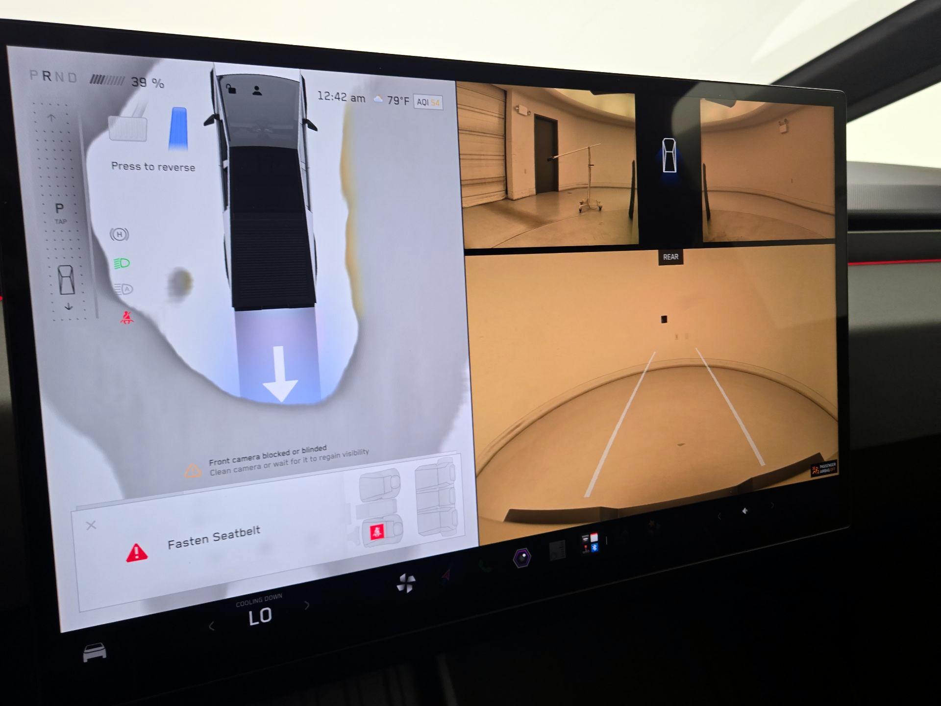 Thumbnail: 2025 Tesla Cybertruck - 14