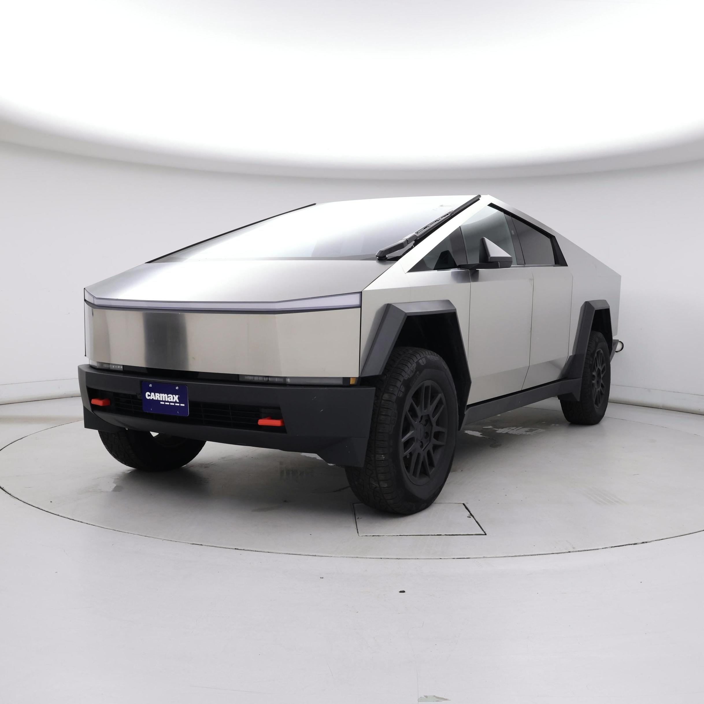 Thumbnail: 2025 Tesla Cybertruck - 4