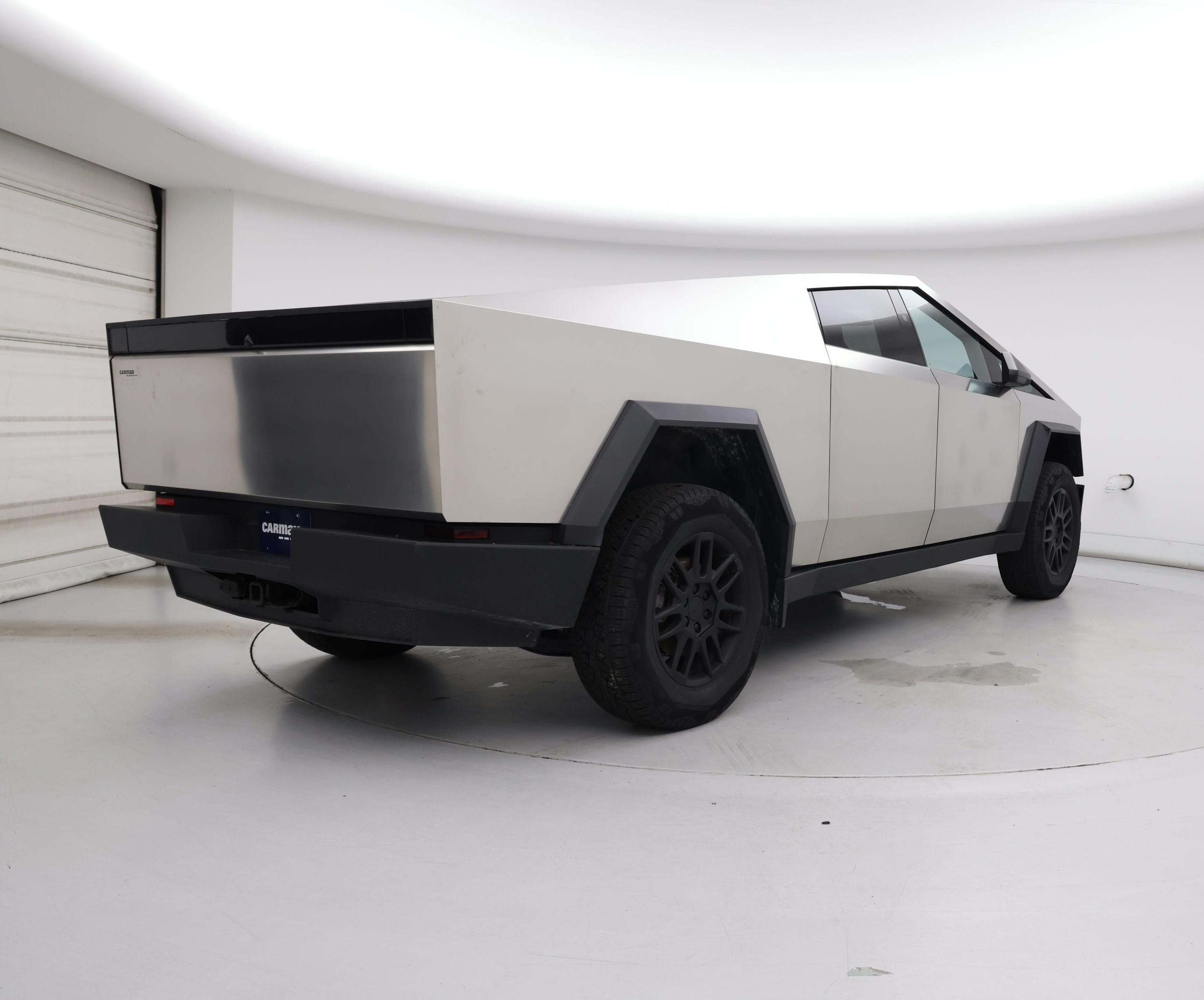 Thumbnail: 2025 Tesla Cybertruck - 8