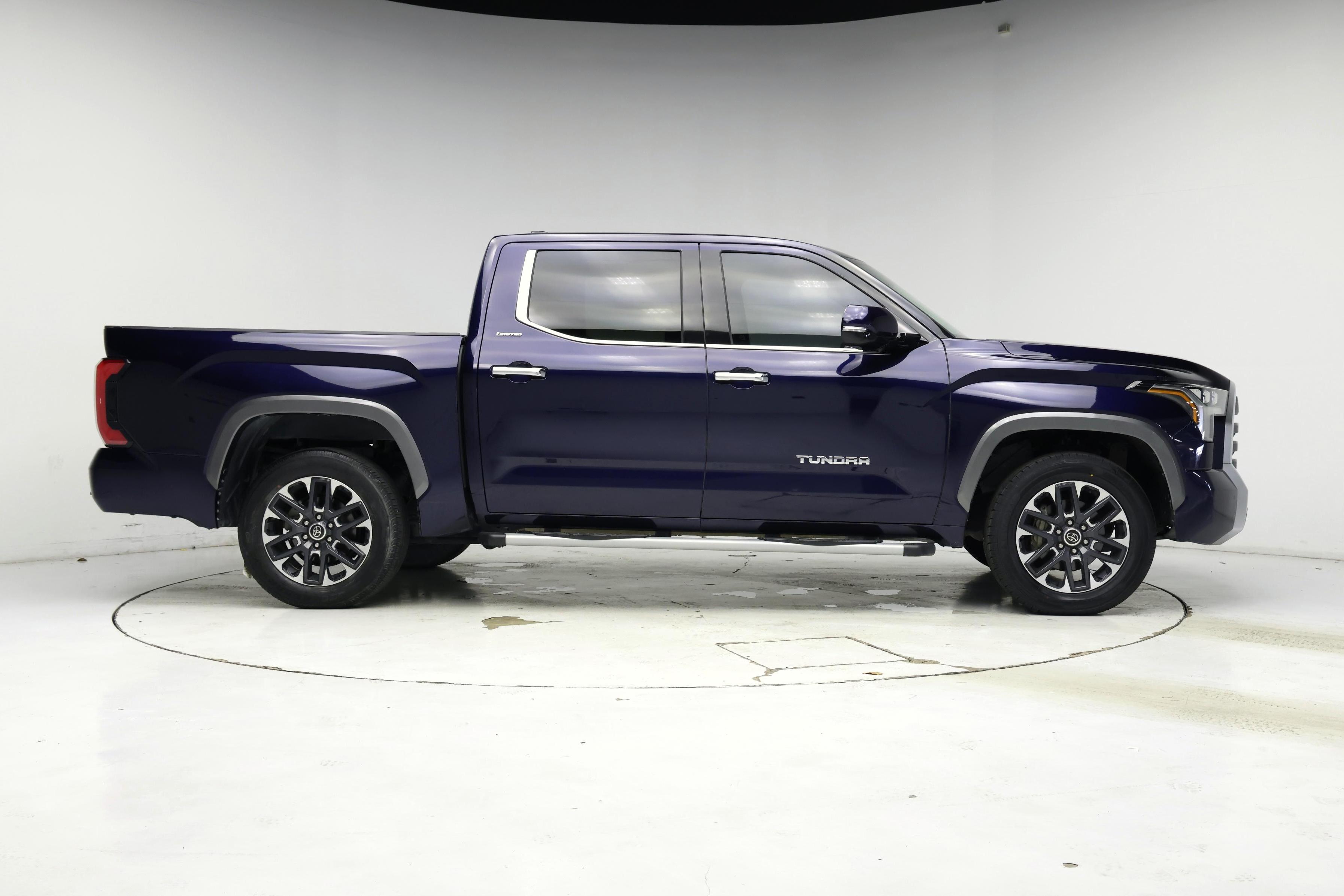 Thumbnail: 2022 Toyota Tundra - 7